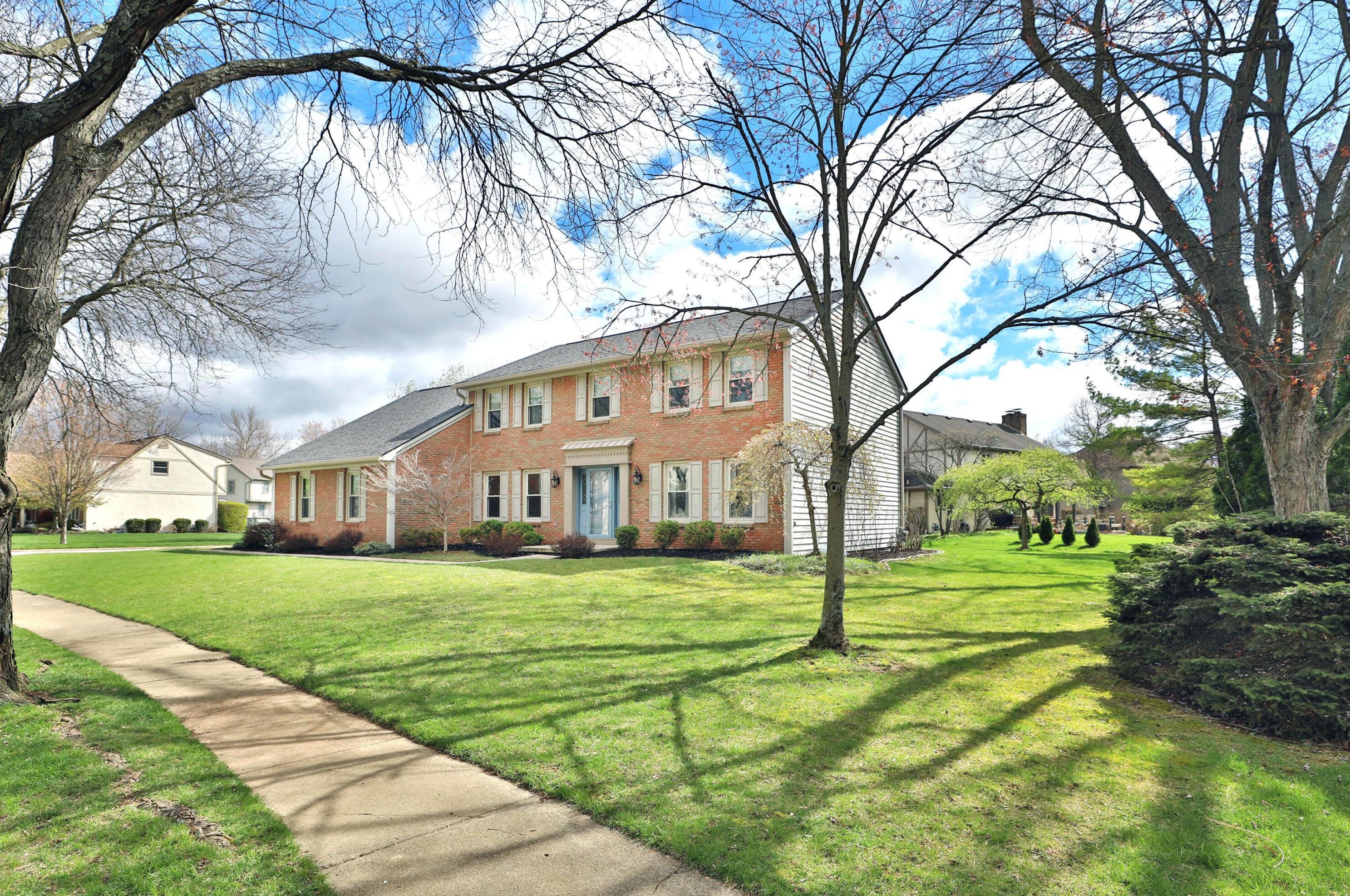 1103 Putney Dr, Columbus, OH 43085-2902