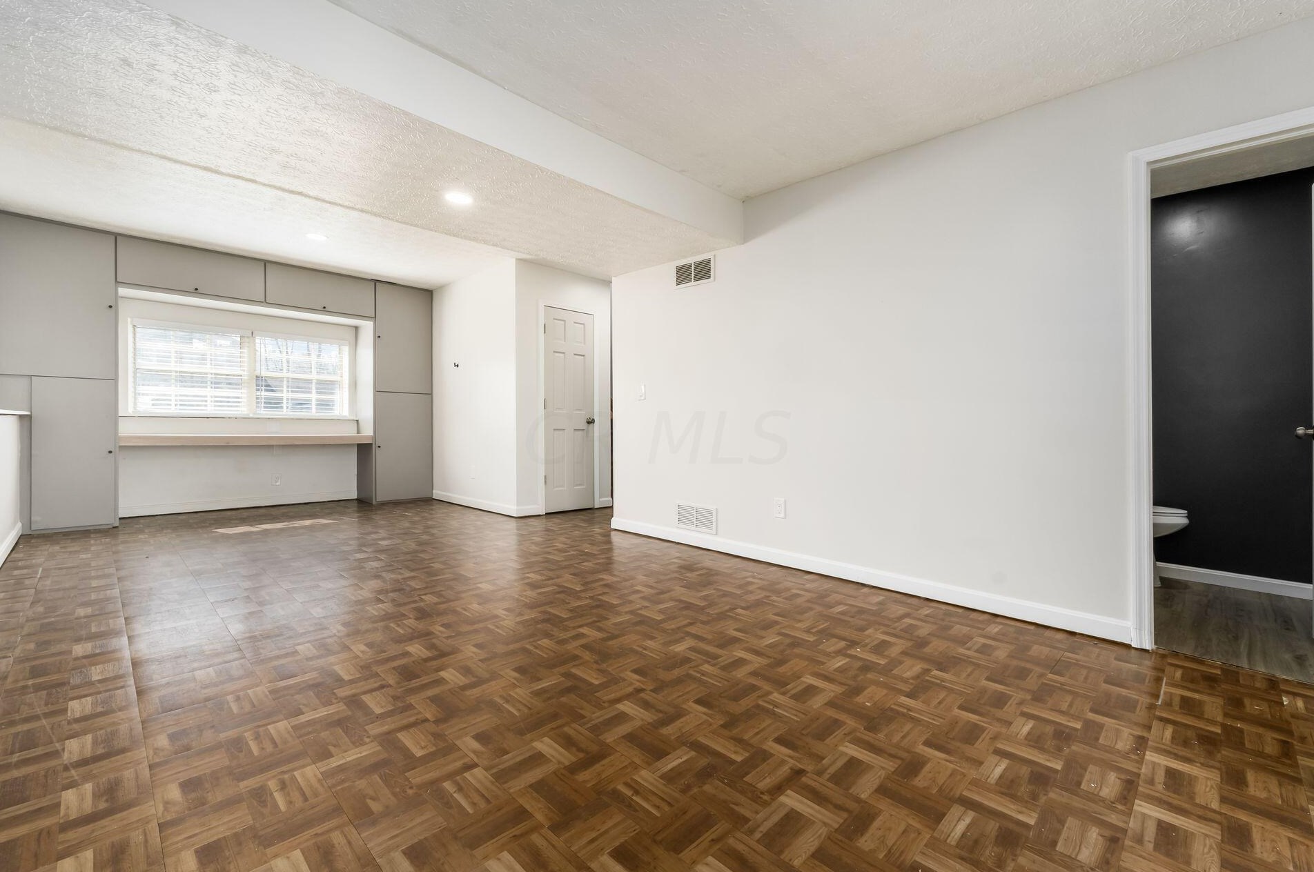 955 Cypress Rdg Pl, Columbus OH  43228-6305 exterior