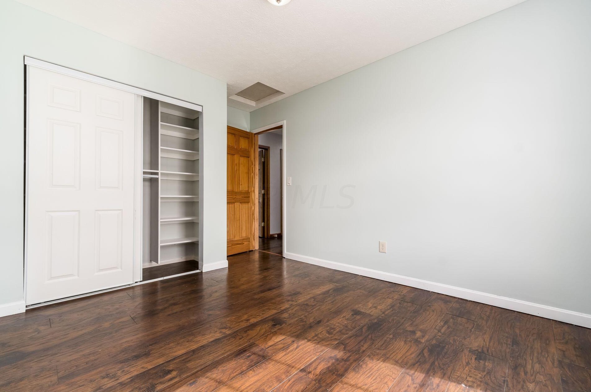 955 Cypress Rdg Pl, Columbus OH  43228-6305 exterior