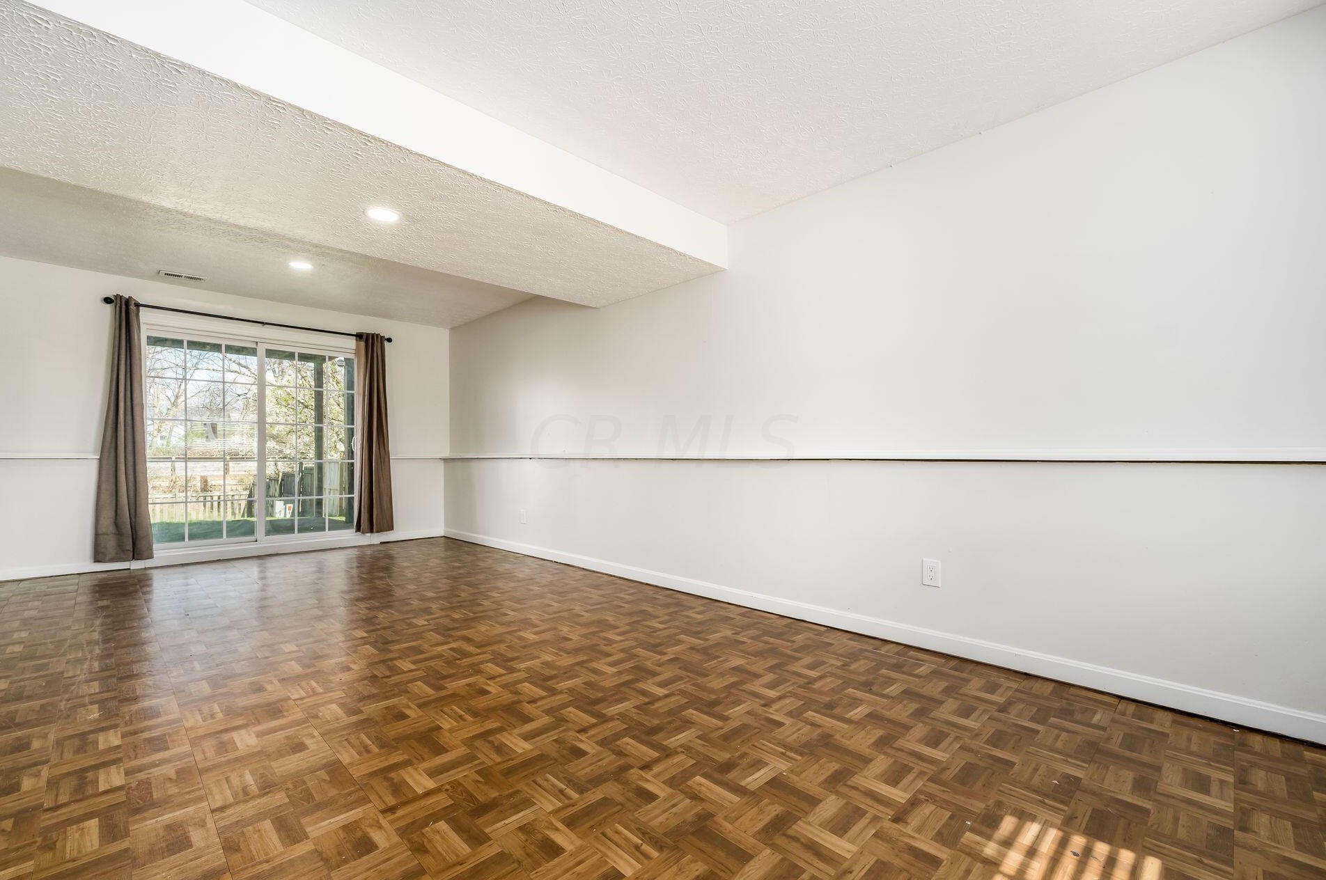 955 Cypress Rdg Pl, Columbus OH  43228-6305 exterior