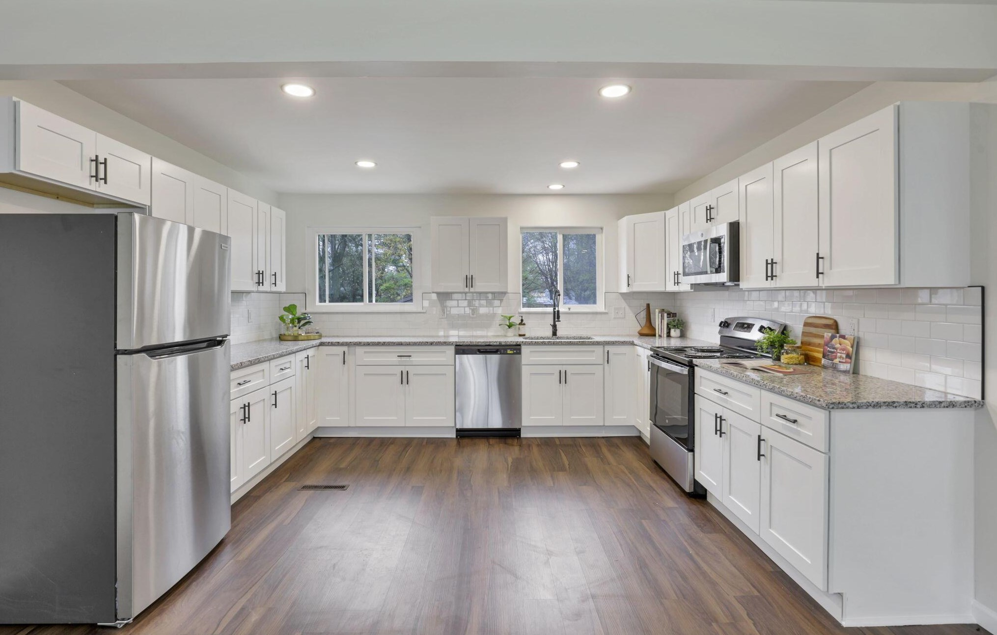 5378 Mountville Ave, Columbus OH  43232-4719 exterior