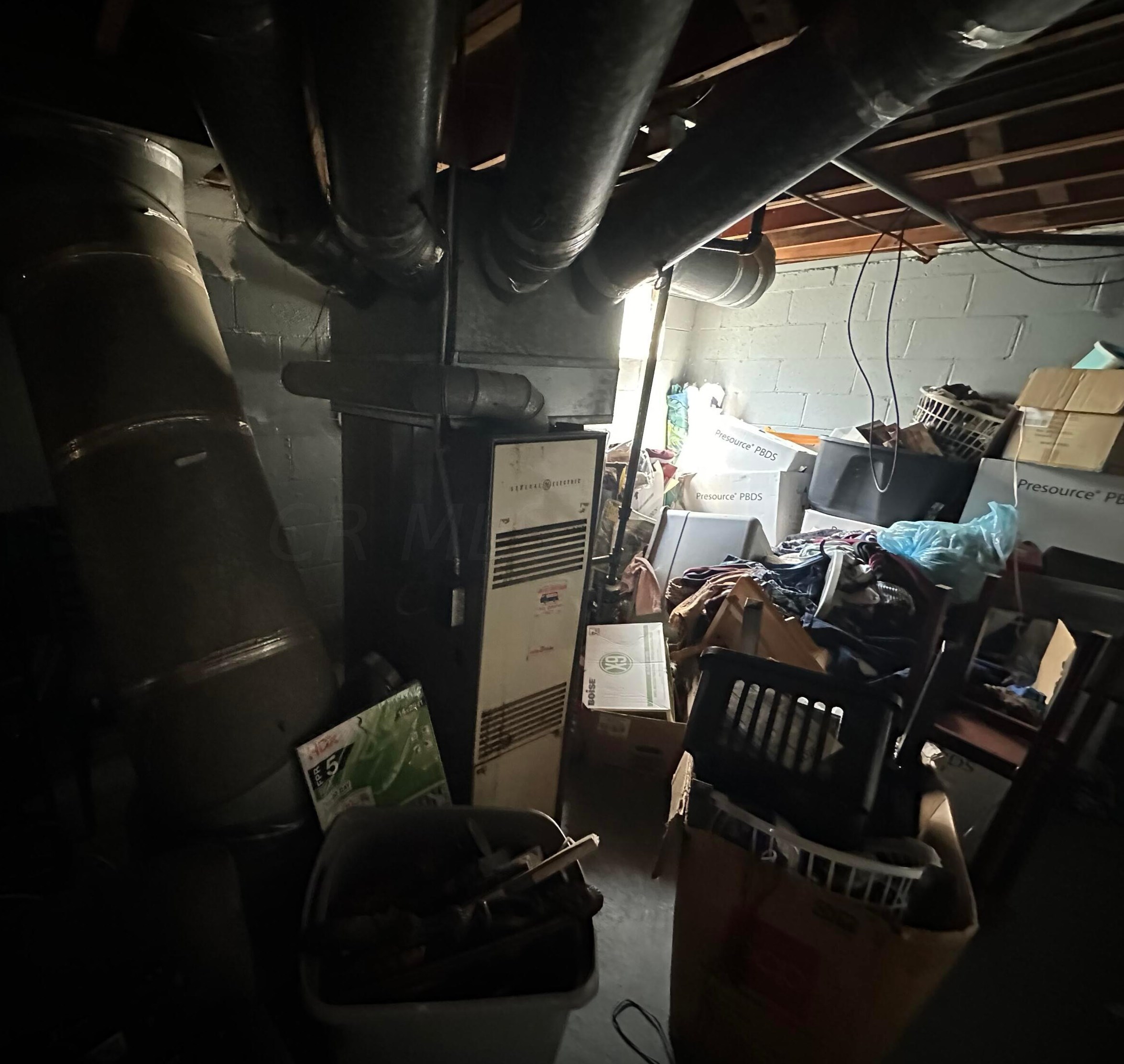 168 Weyant Ave, Columbus OH 43213-1640 exterior