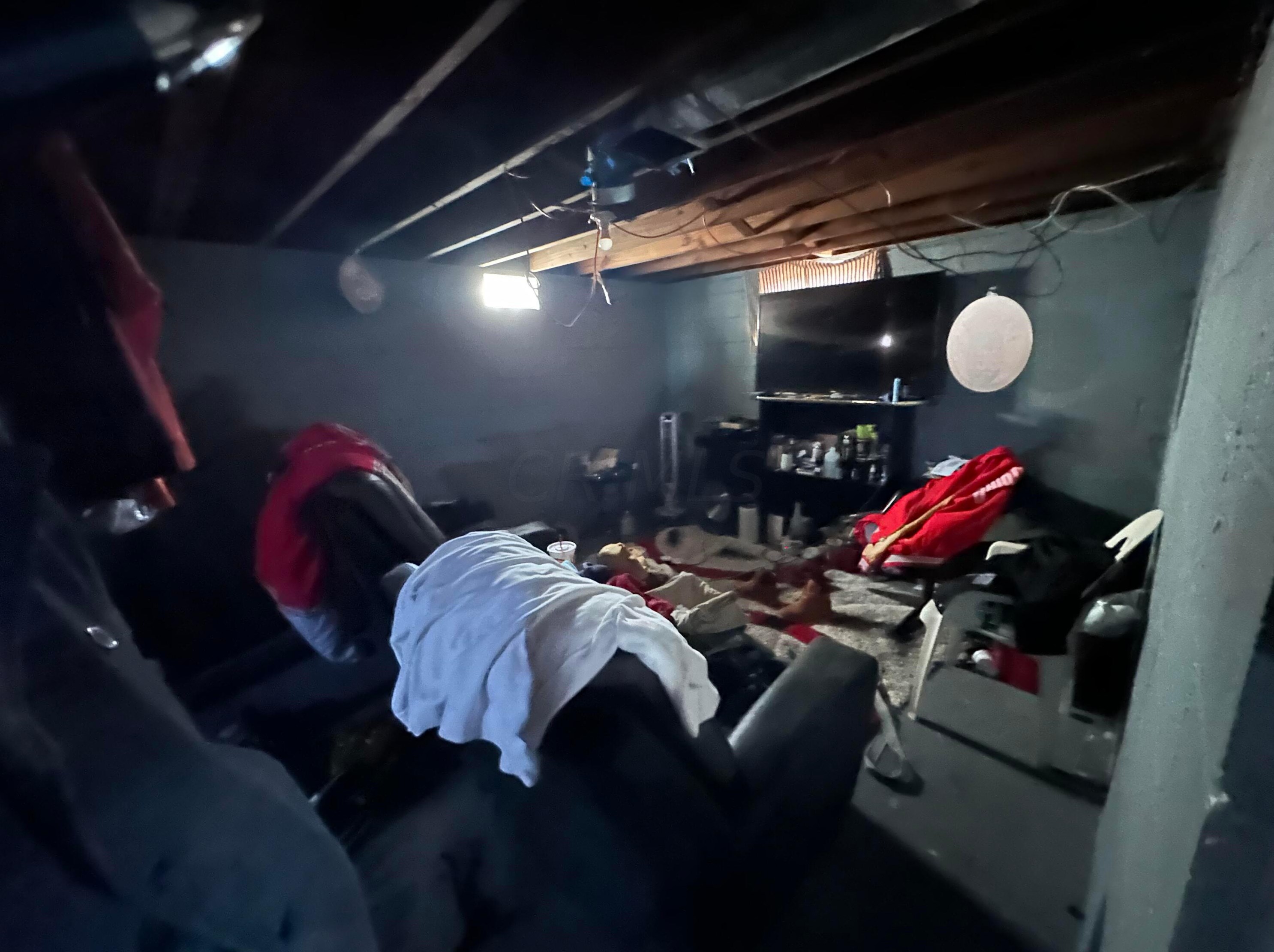 2710 Woodland Ave, Columbus OH 43219-2151 exterior