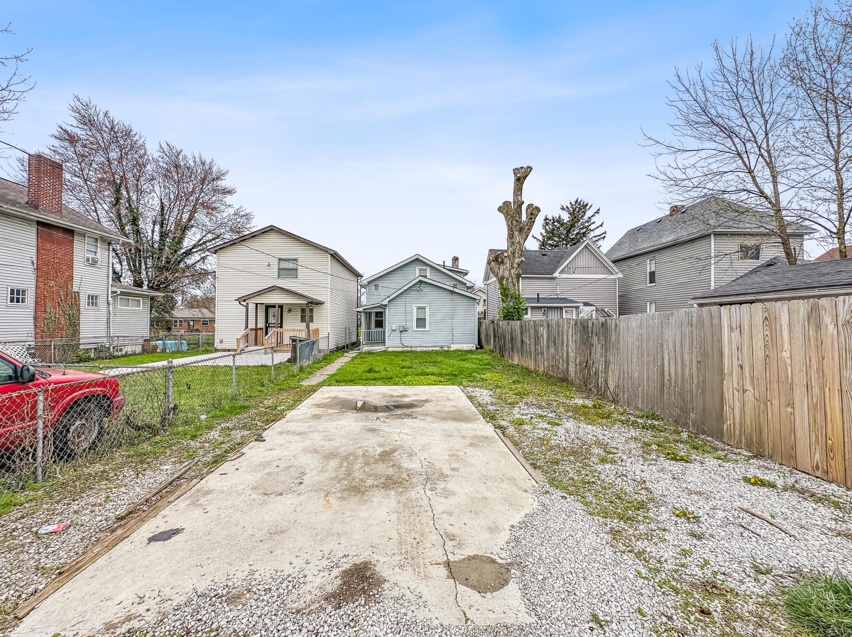 358 Oakley Ave, Columbus OH 43204-3101 exterior