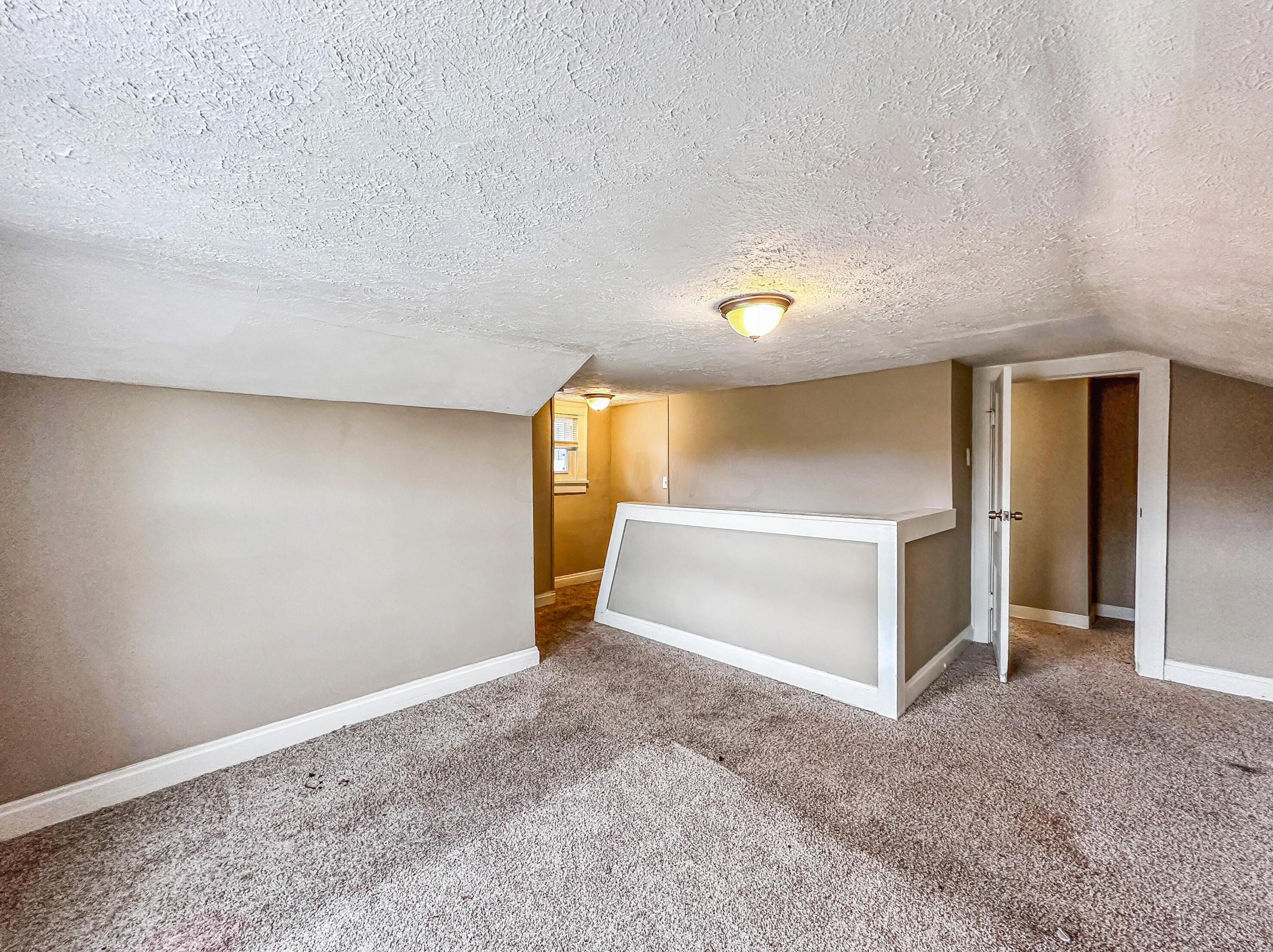 358 Oakley Ave, Columbus OH 43204-3101 exterior