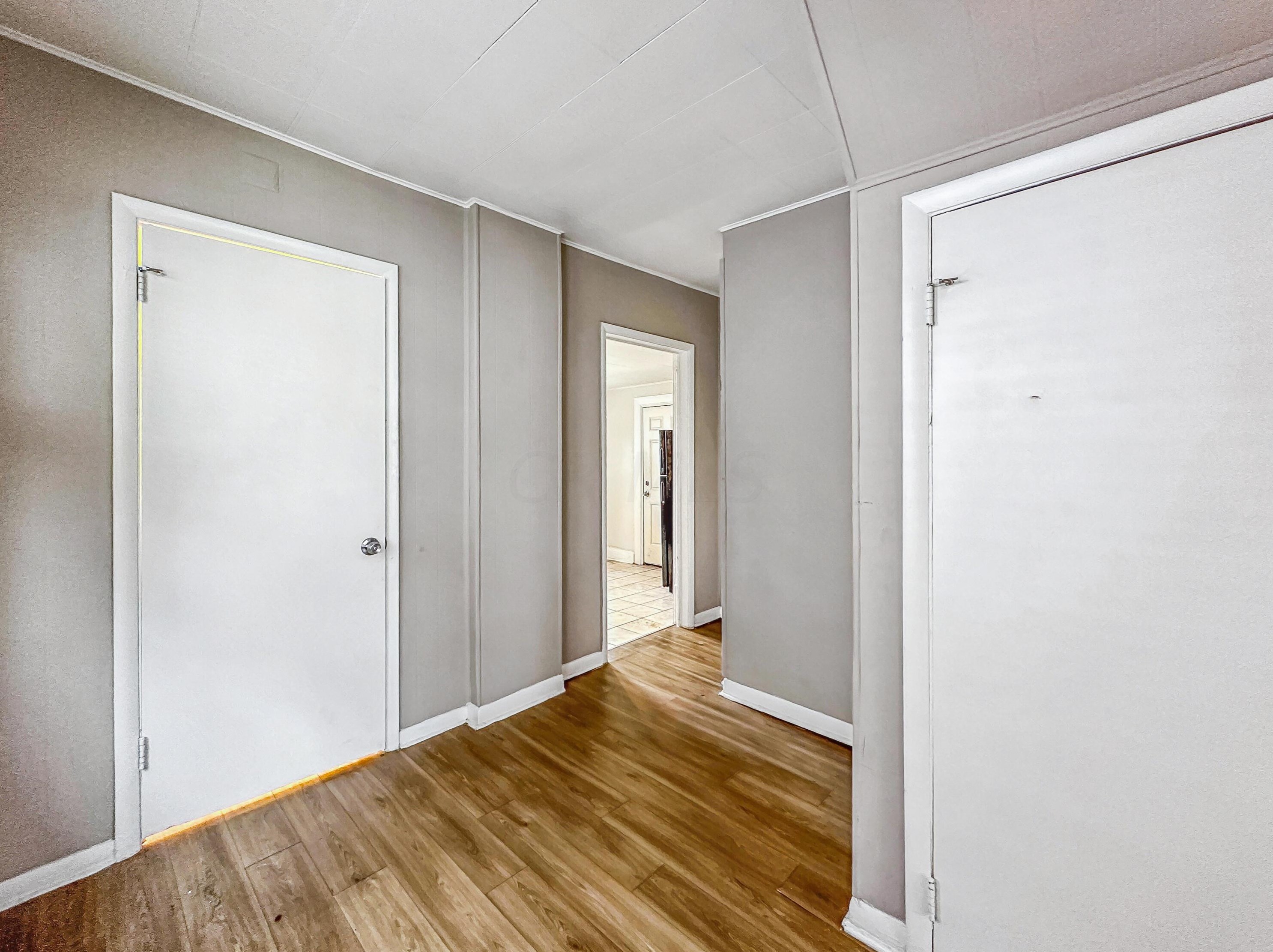 358 Oakley Ave, Columbus OH 43204-3101 exterior