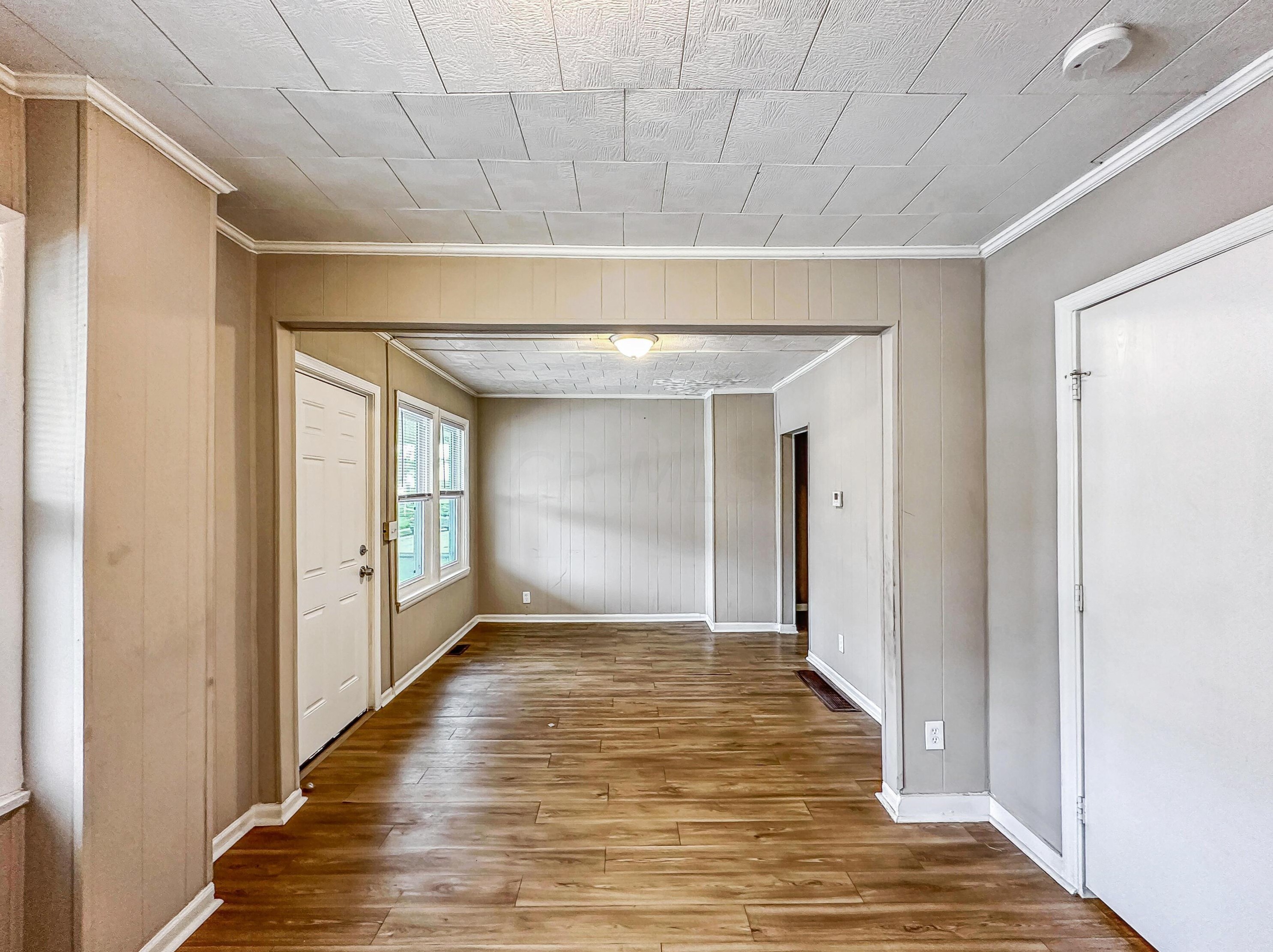 358 Oakley Ave, Columbus OH 43204-3101 exterior