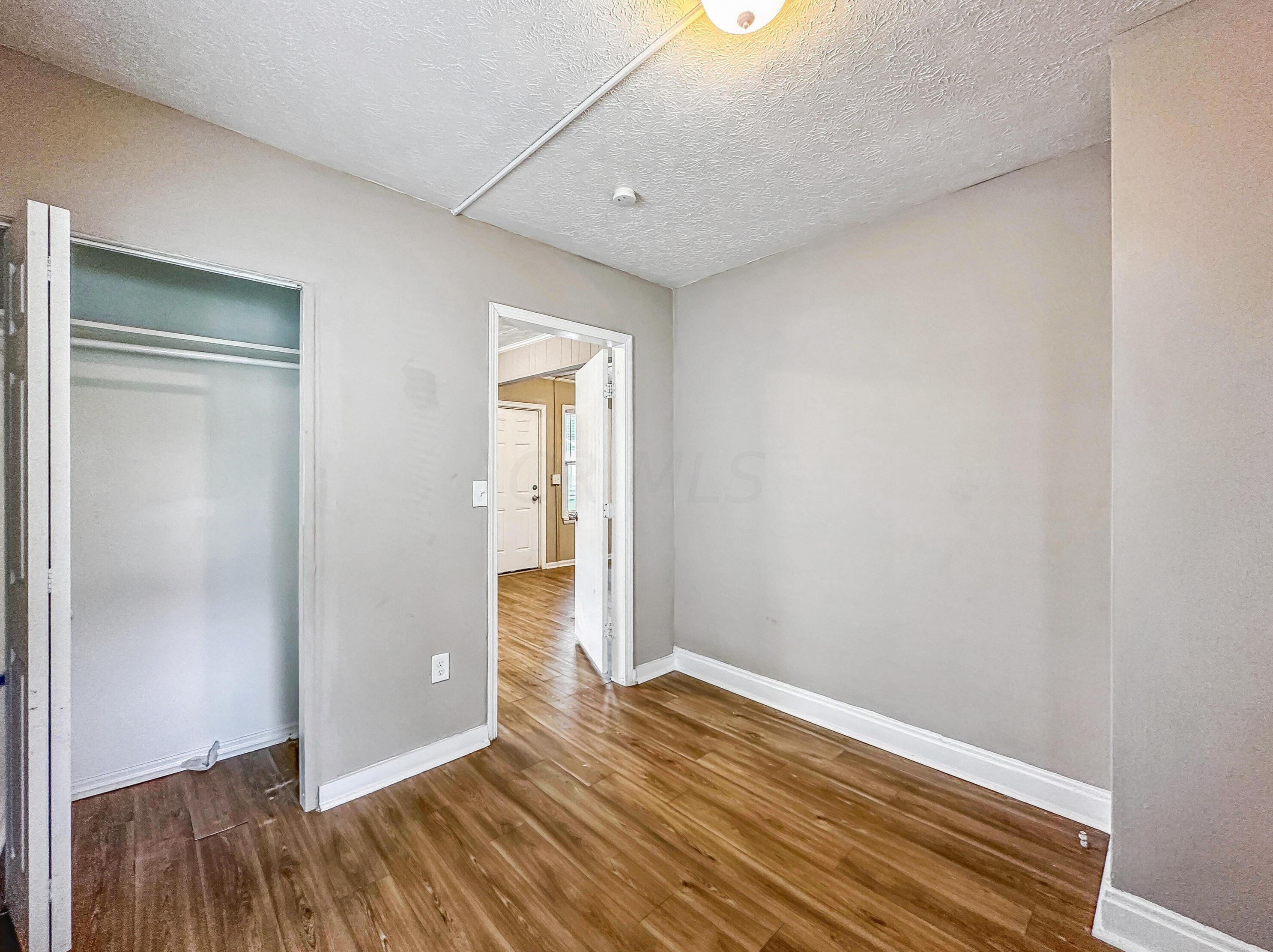 358 Oakley Ave, Columbus OH 43204-3101 exterior