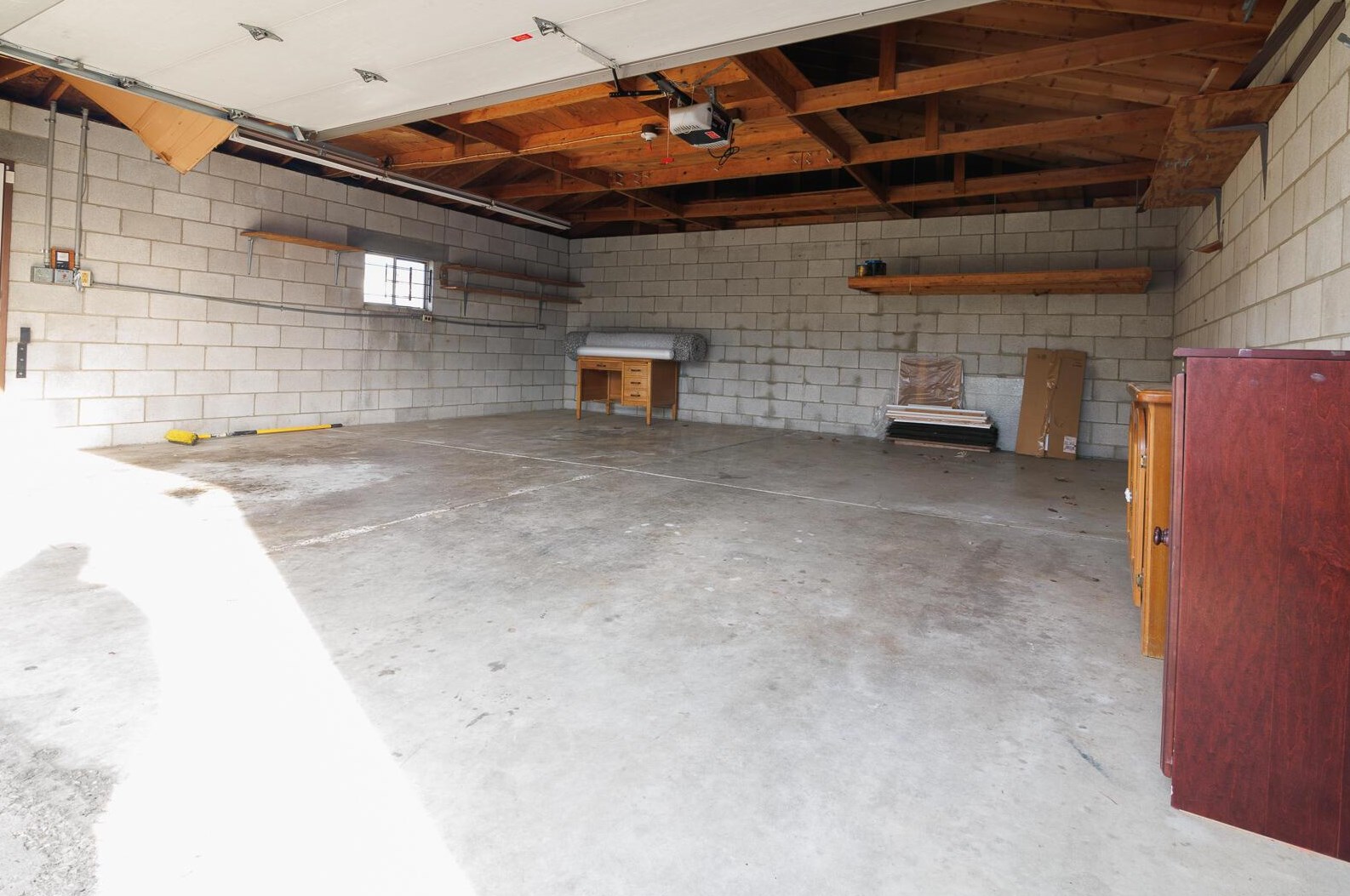 3274 Whitehead Rd, Columbus OH  43204-1856 exterior