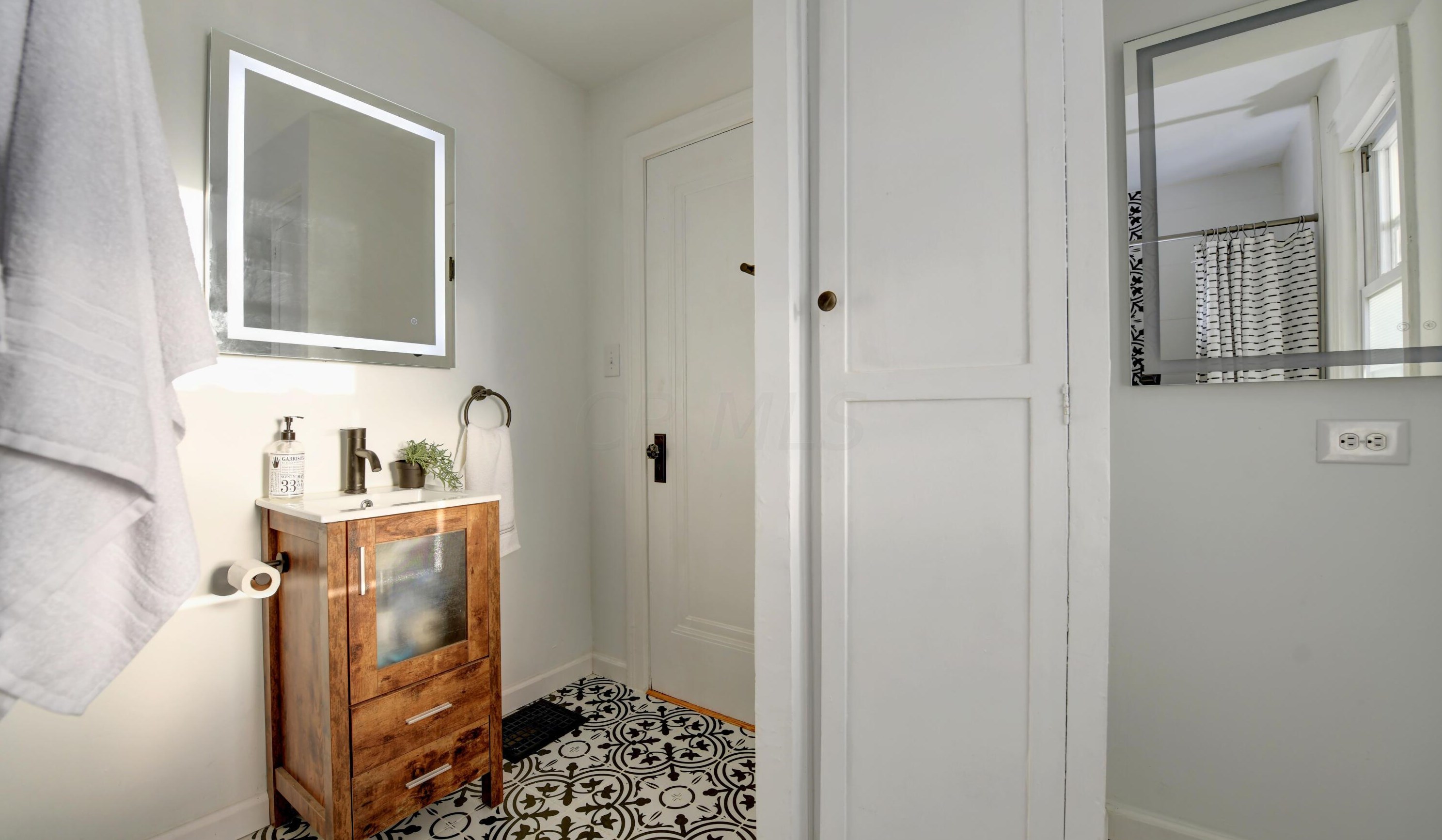 1069 Berkeley Rd, Columbus OH  43206-1703 exterior