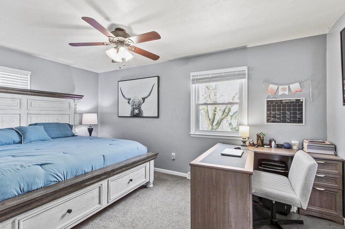 521 Hilltop Dr, Bellefontaine OH  43311-2957 exterior