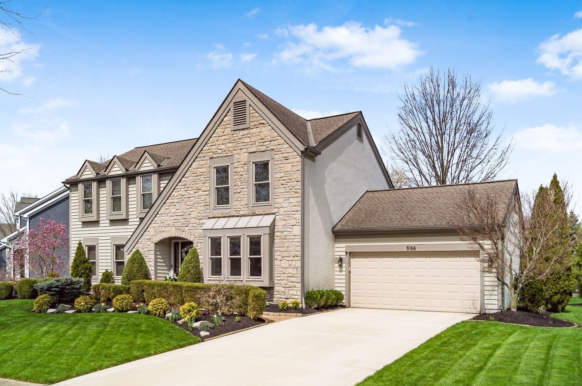 5166 Reddington Ct, Dublin, OH 43017-8728