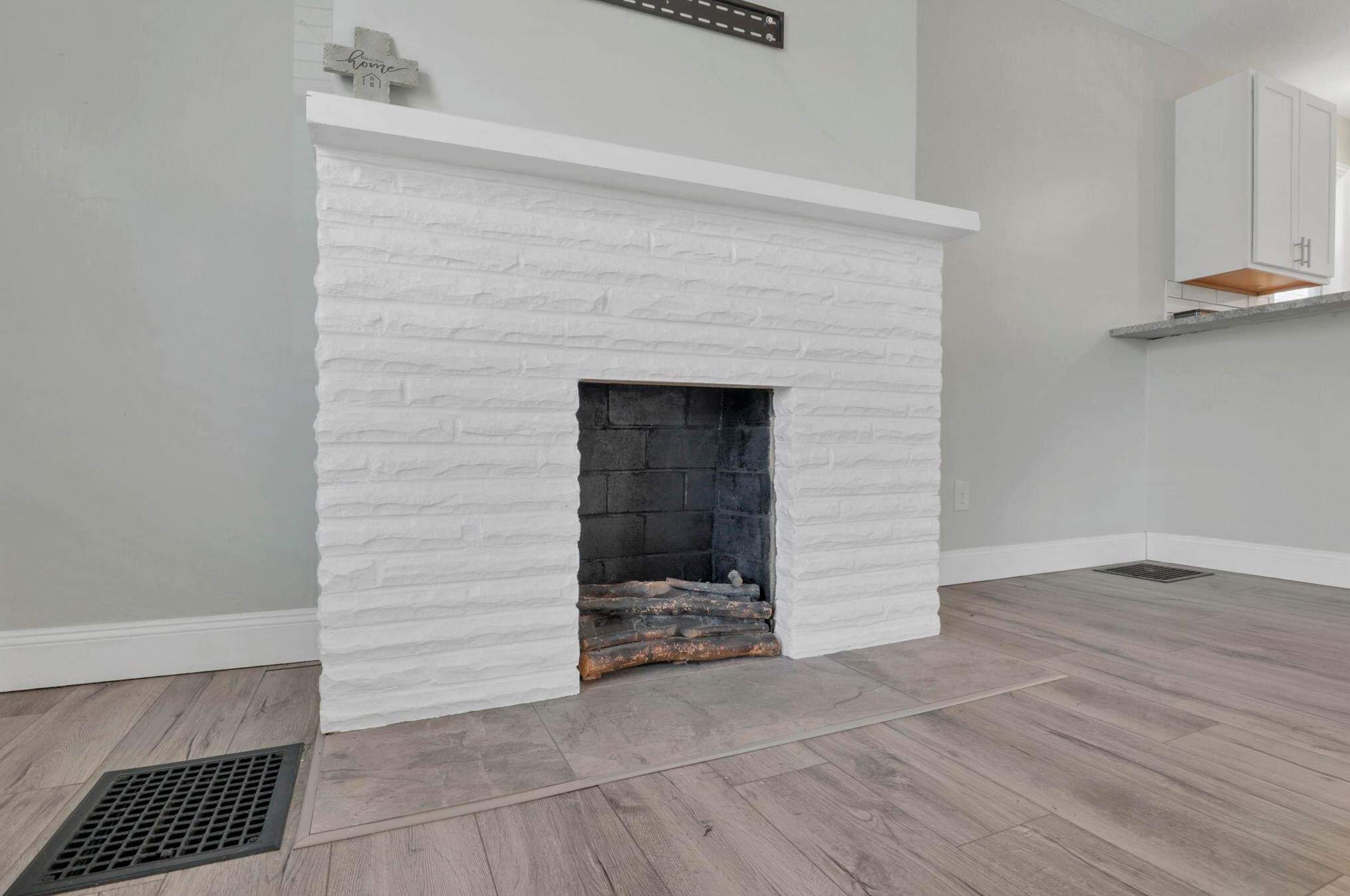 221 Markison Ave, Columbus OH  43207-1132 exterior