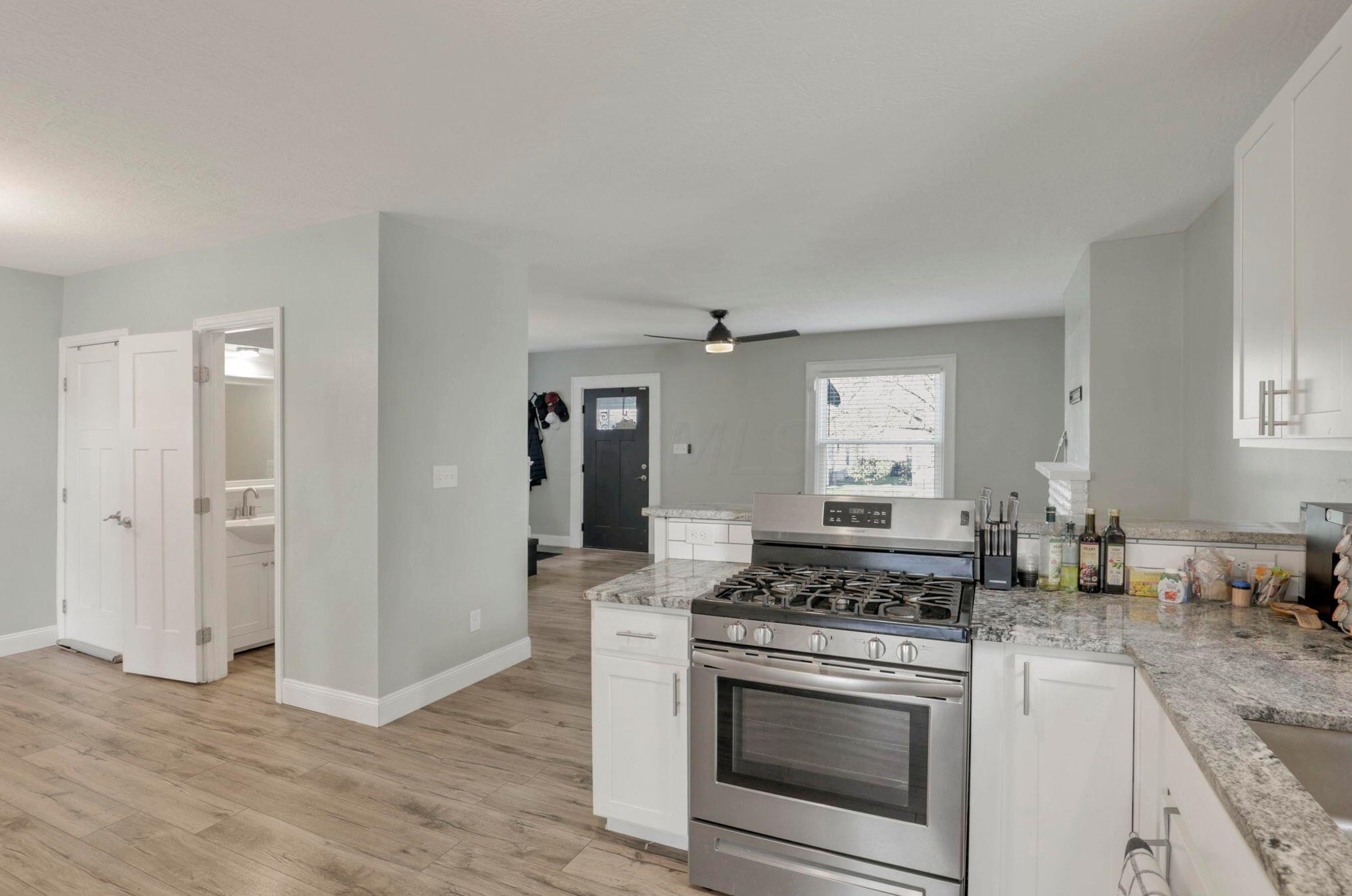 221 Markison Ave, Columbus OH  43207-1132 exterior