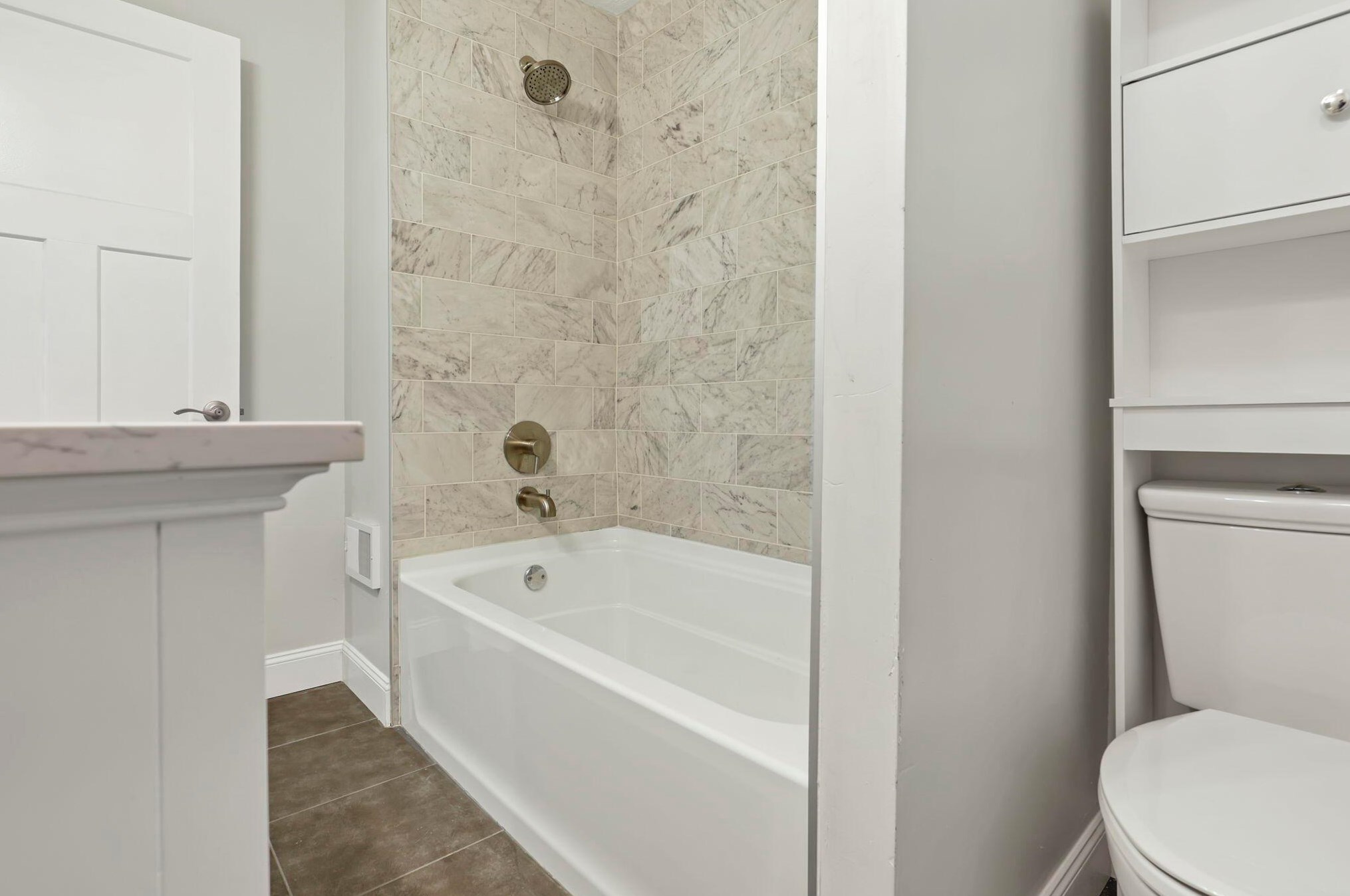 221 Markison Ave, Columbus OH  43207-1132 exterior