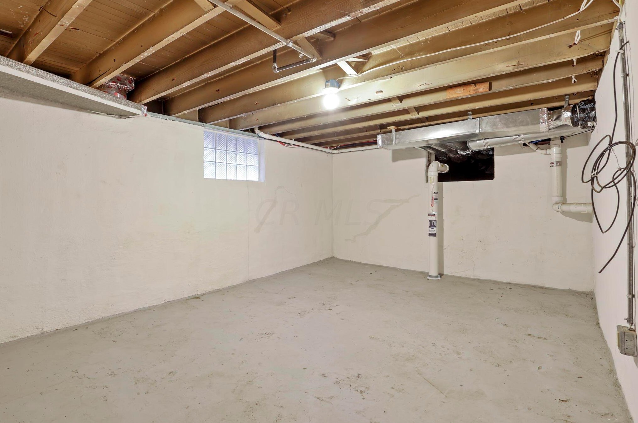 221 Markison Ave, Columbus OH  43207-1132 exterior