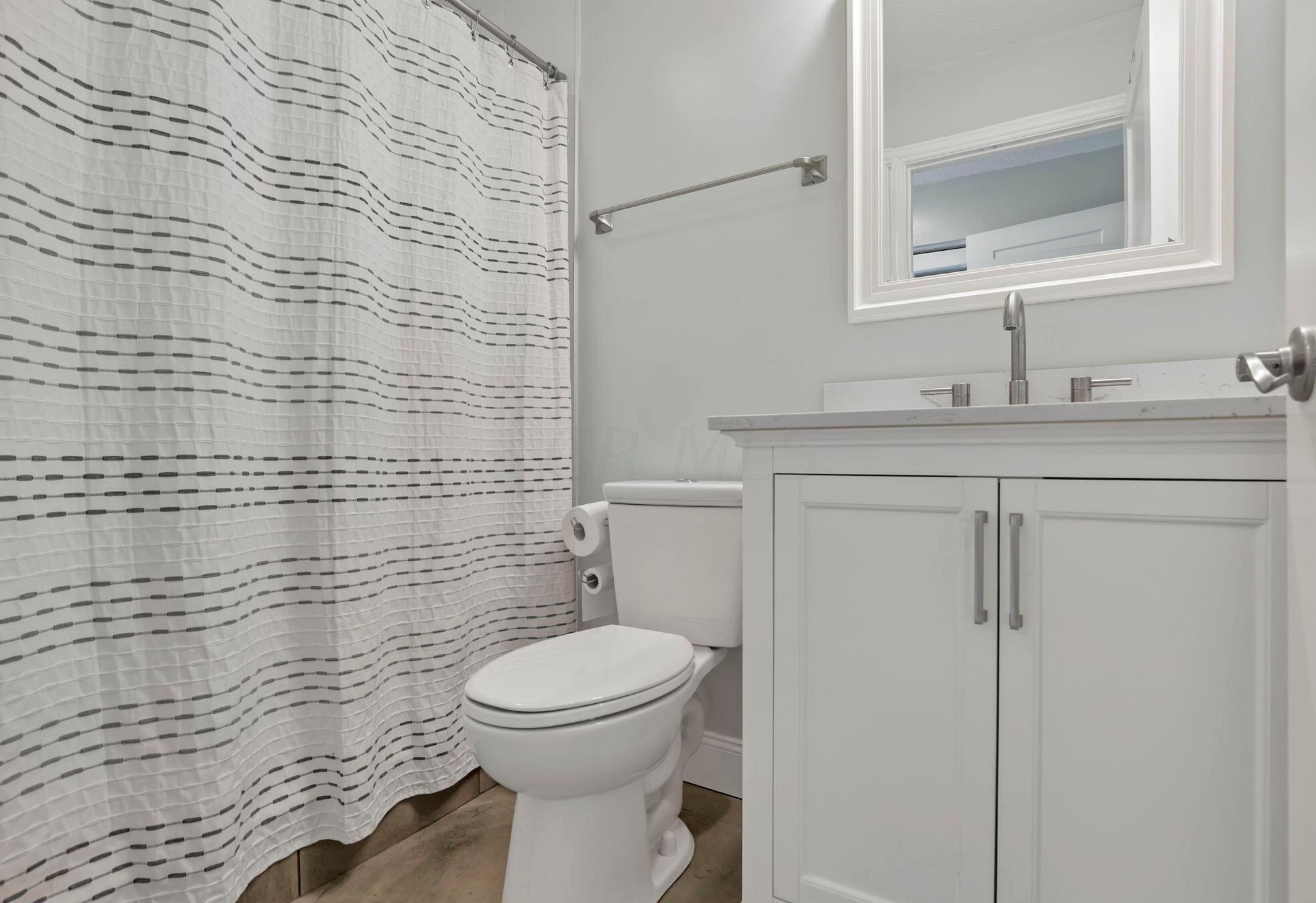 221 Markison Ave, Columbus OH  43207-1132 exterior