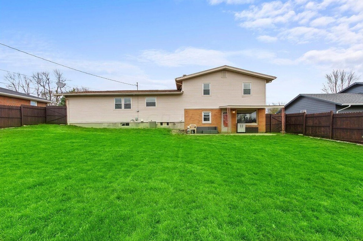 112 Organ St, Bellefontaine OH  43311-2722 exterior