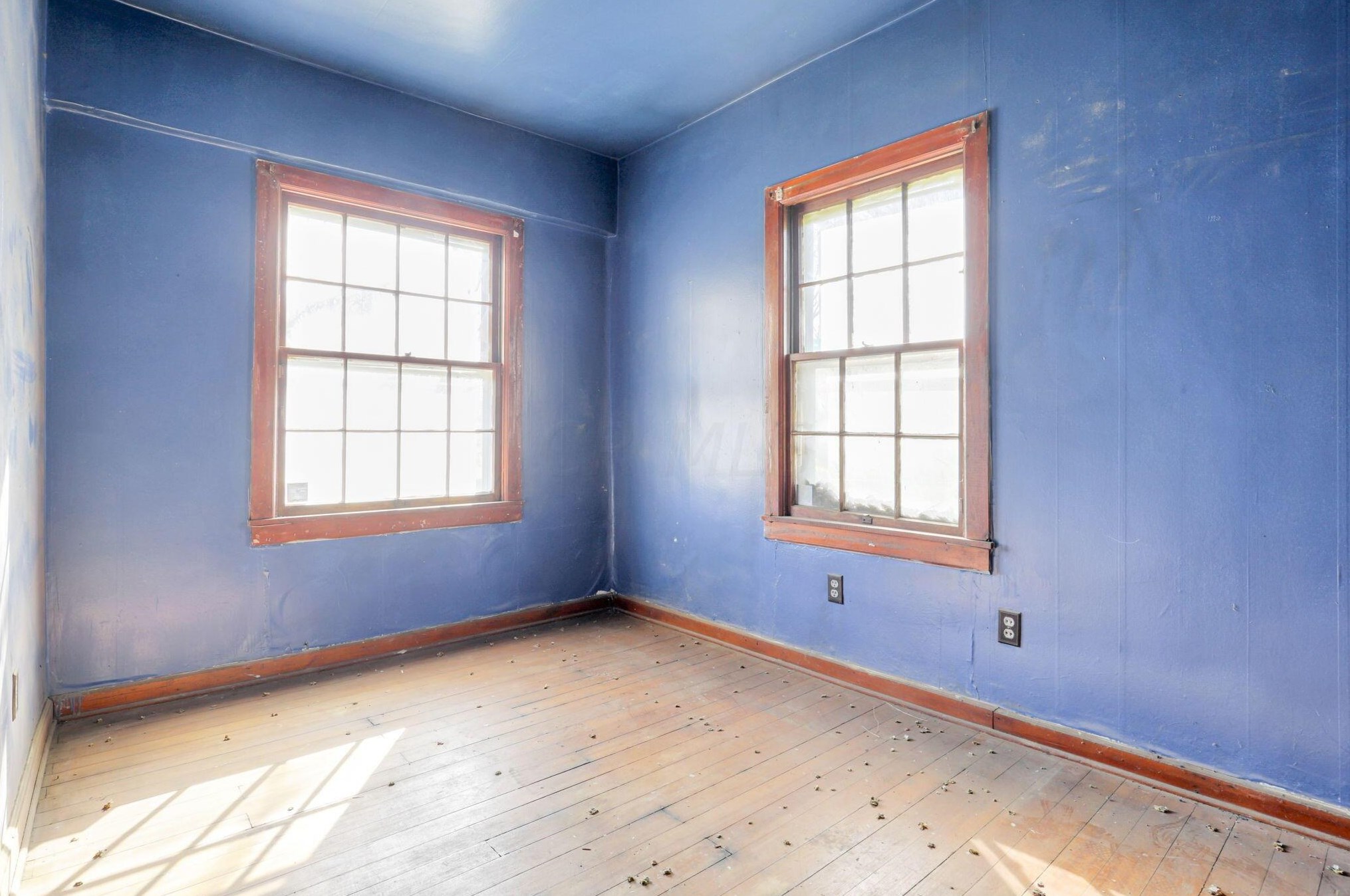 992 Thomas Ave, Columbus OH  43223-1553 exterior