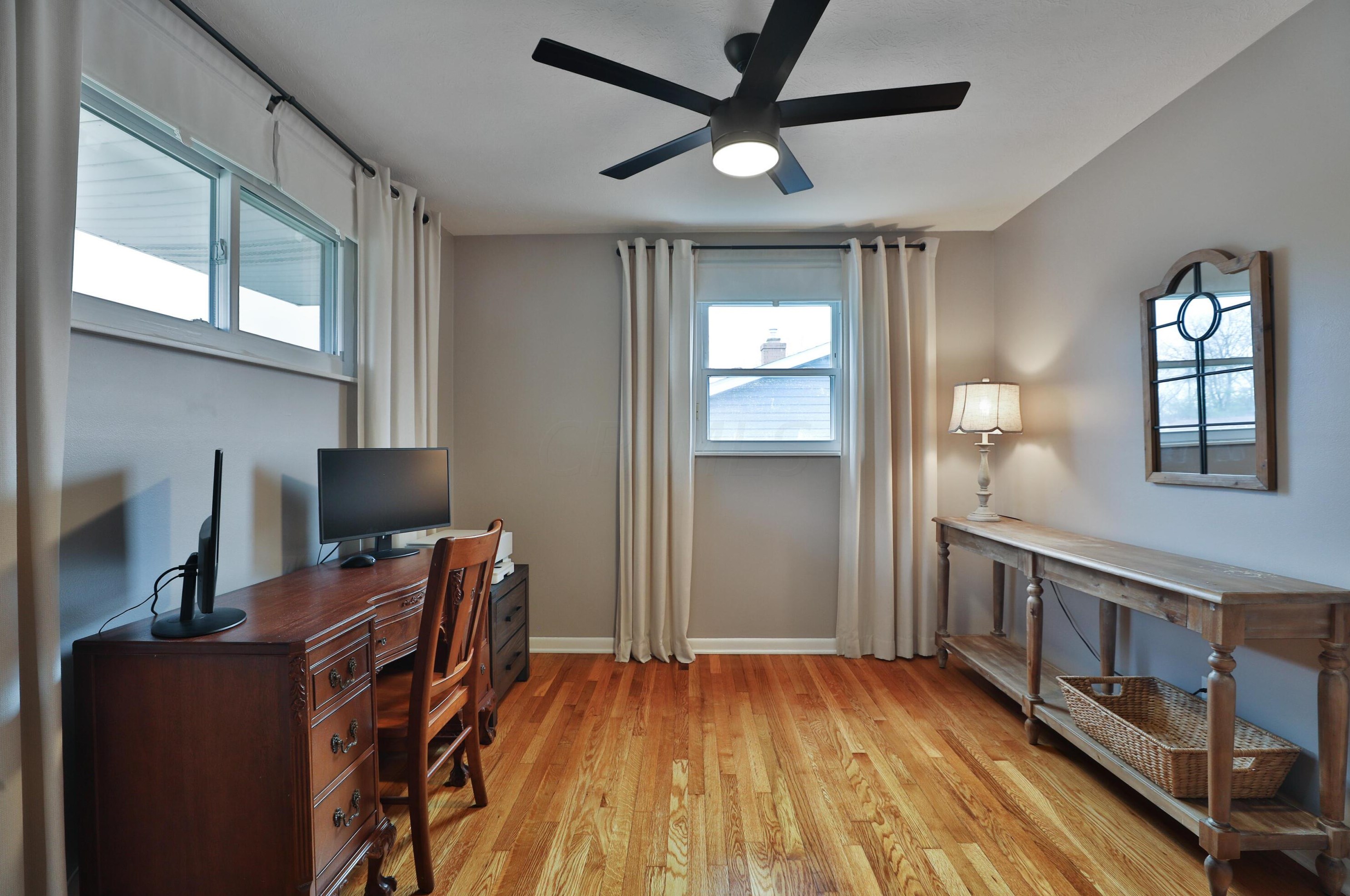 276 Stafford Ave, Columbus OH  43085-3137 exterior