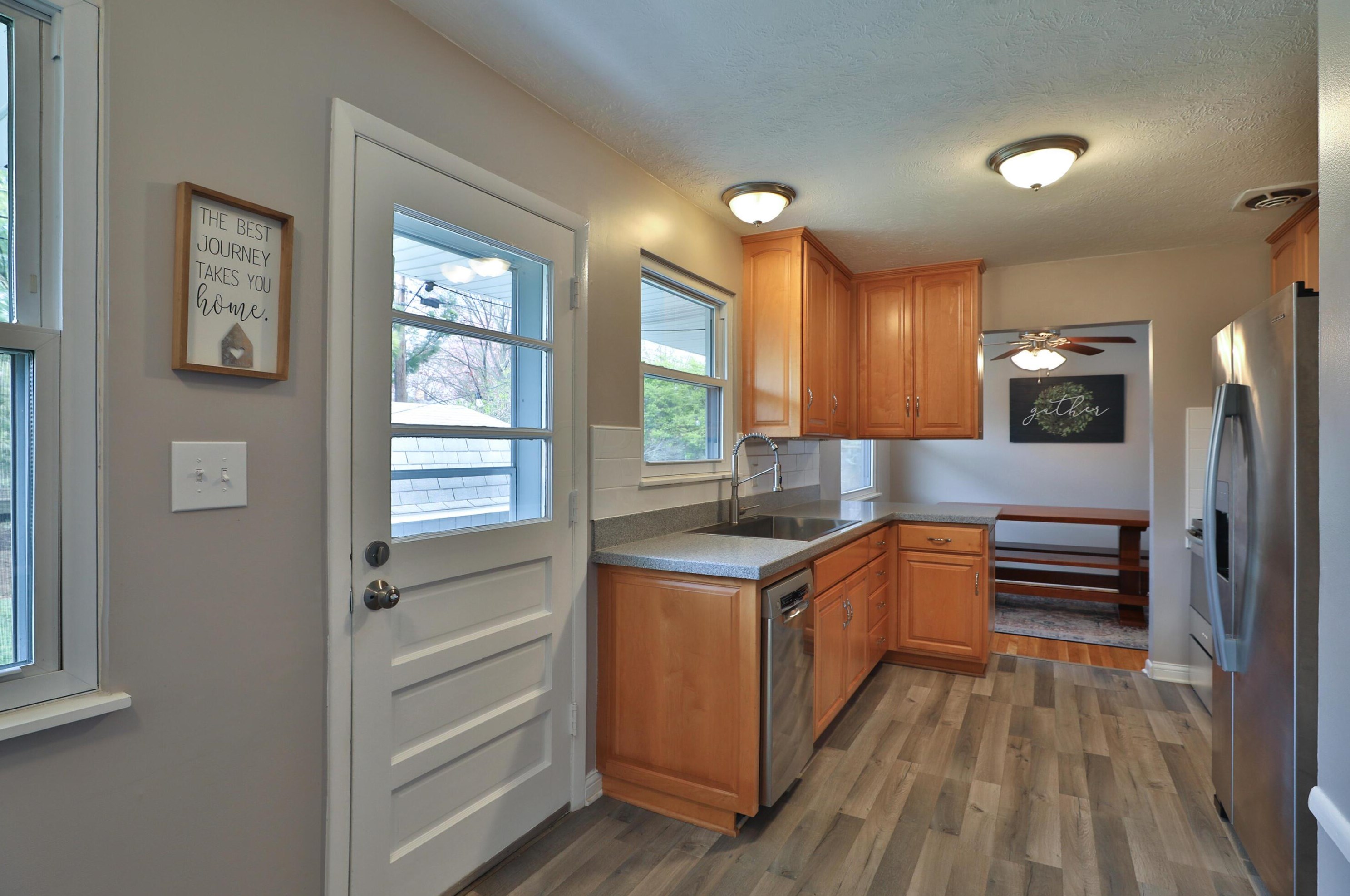 276 Stafford Ave, Columbus OH  43085-3137 exterior