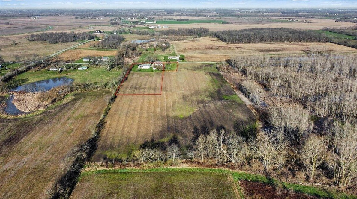 2873 County Road 31, Bellefontaine OH  43311-9777 exterior