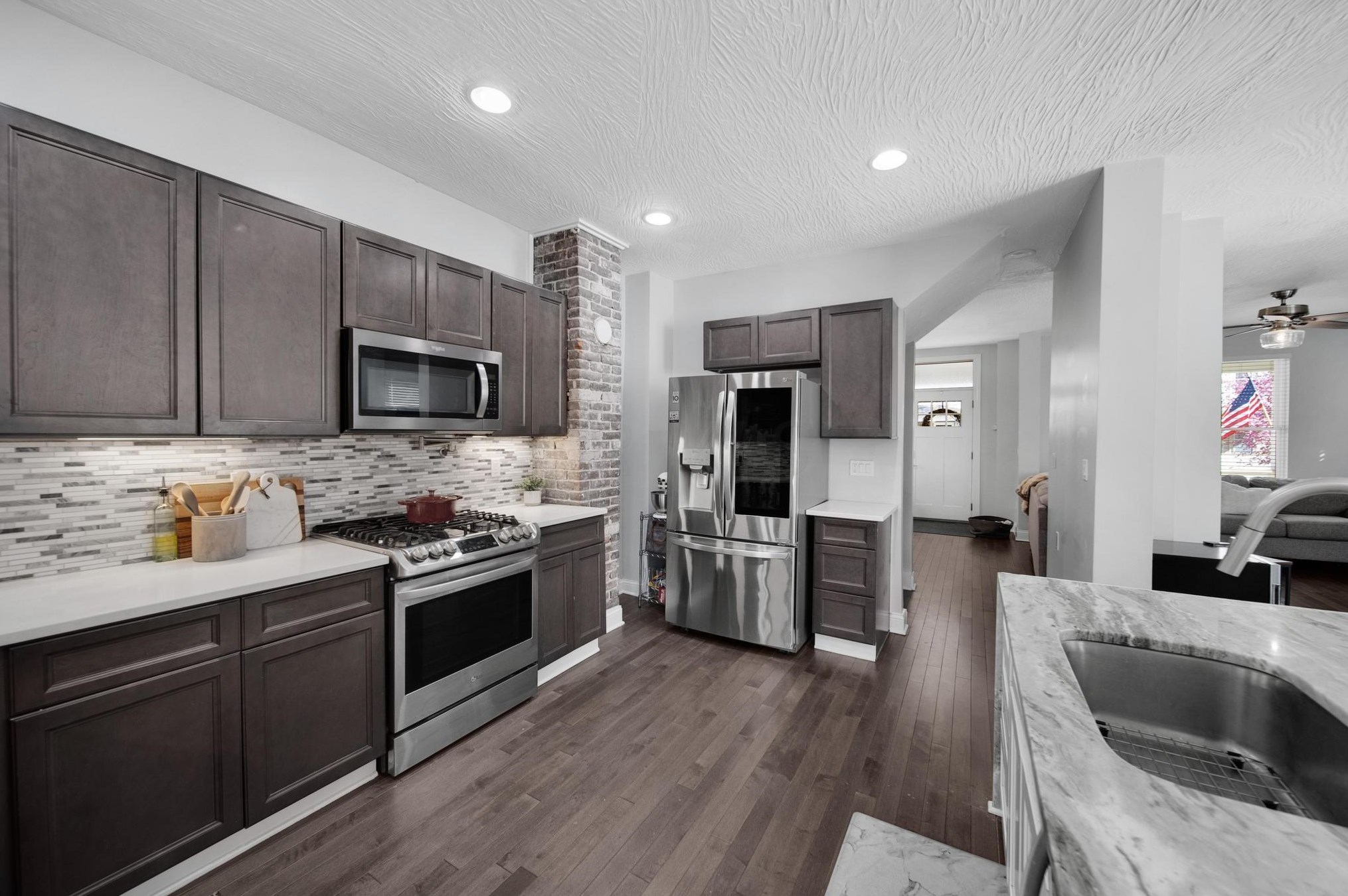 1603 Harvard Ave, Columbus OH 43203-1251 exterior