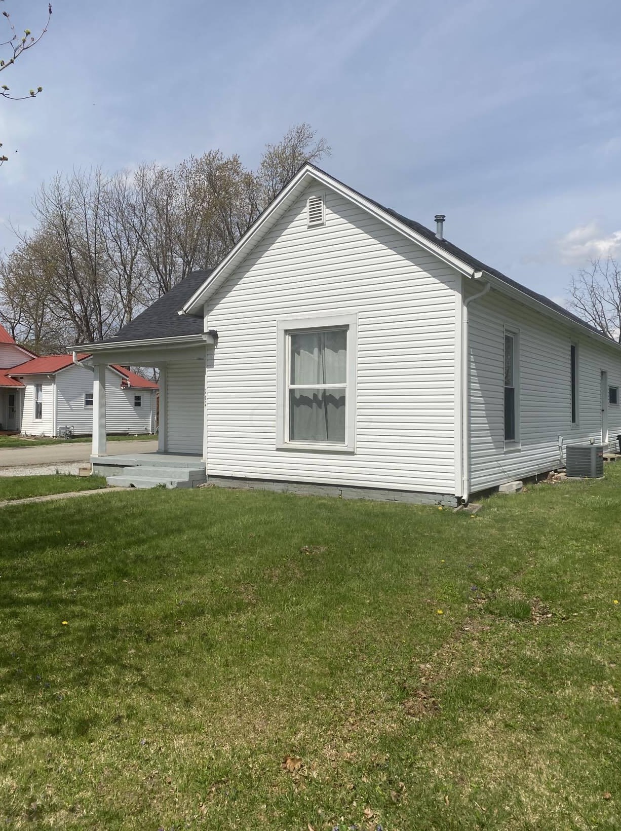 802 North St, Washington Court House, OH 43160-1469