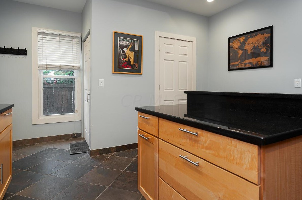 350 Gates St, Columbus OH  43206-3628 exterior