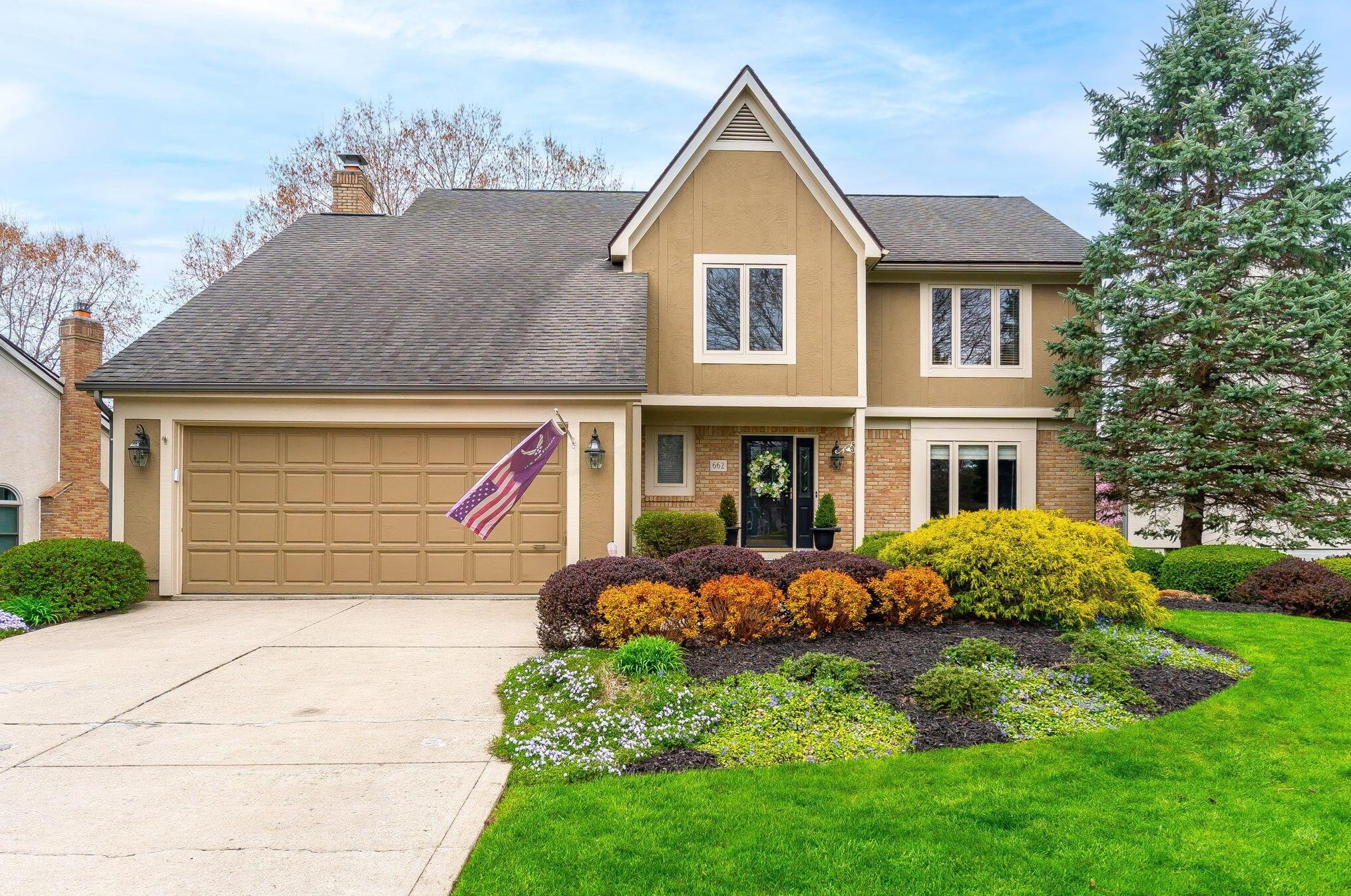 662 Tim Tam Ave, Columbus, OH 43230-3822