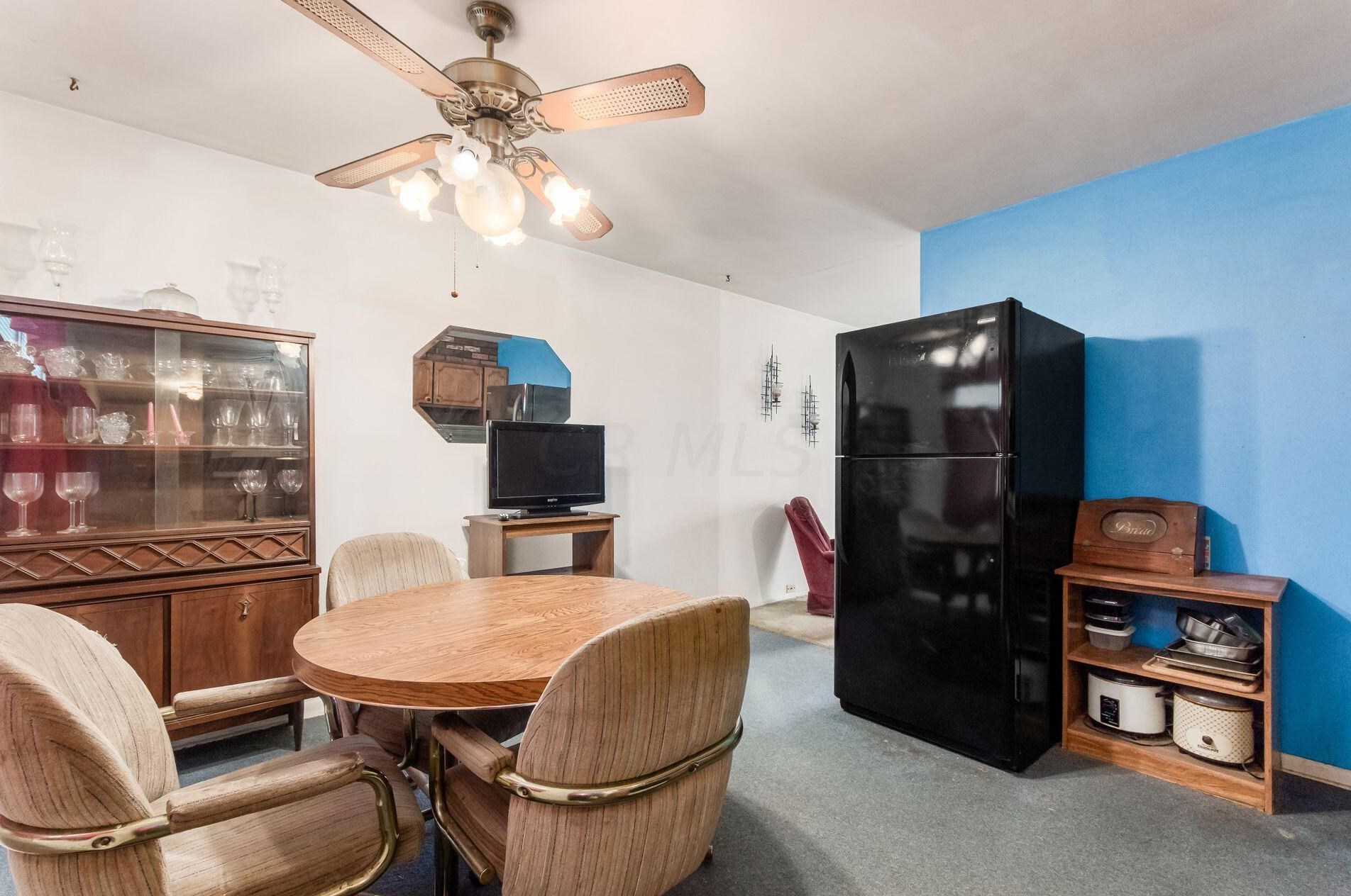 1631 Burley Dr, Columbus OH  43207-2705 exterior