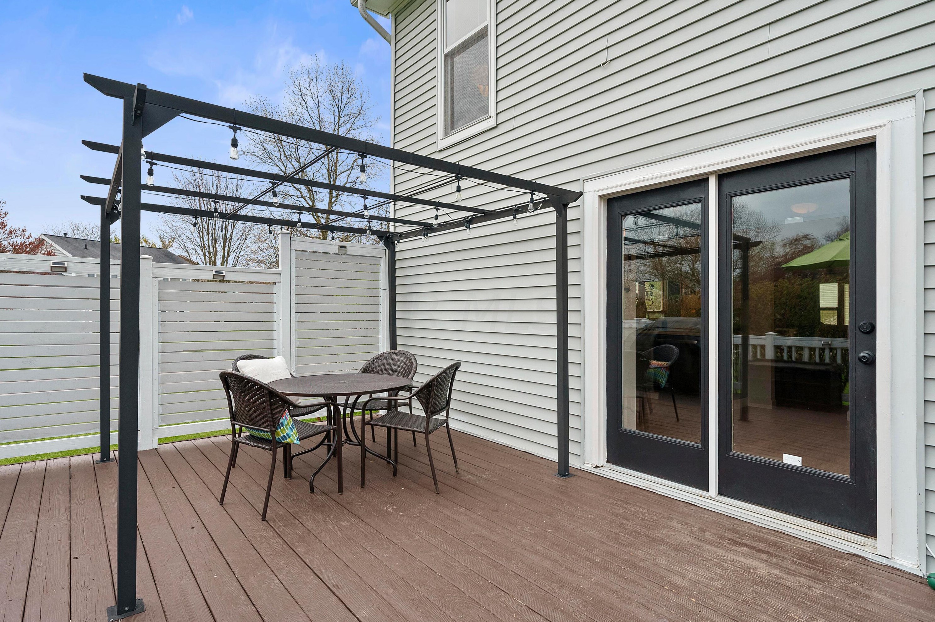 7244 Hopewell Ct, Dublin OH  43017-2899 exterior