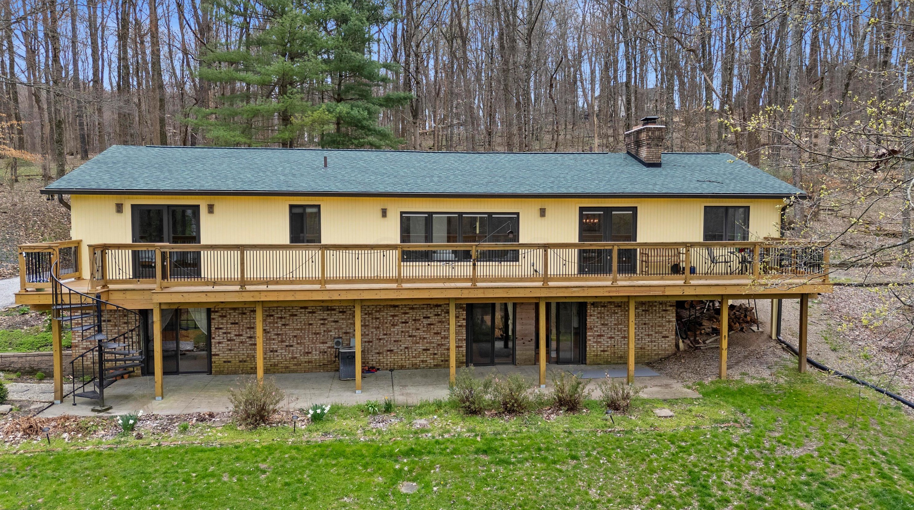 2436 Cambria Mill Rd, Granville, OH 43023-9335
