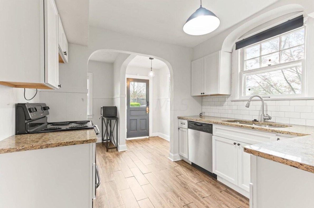 970 Kelton Ave, Columbus OH  43206-1736 exterior