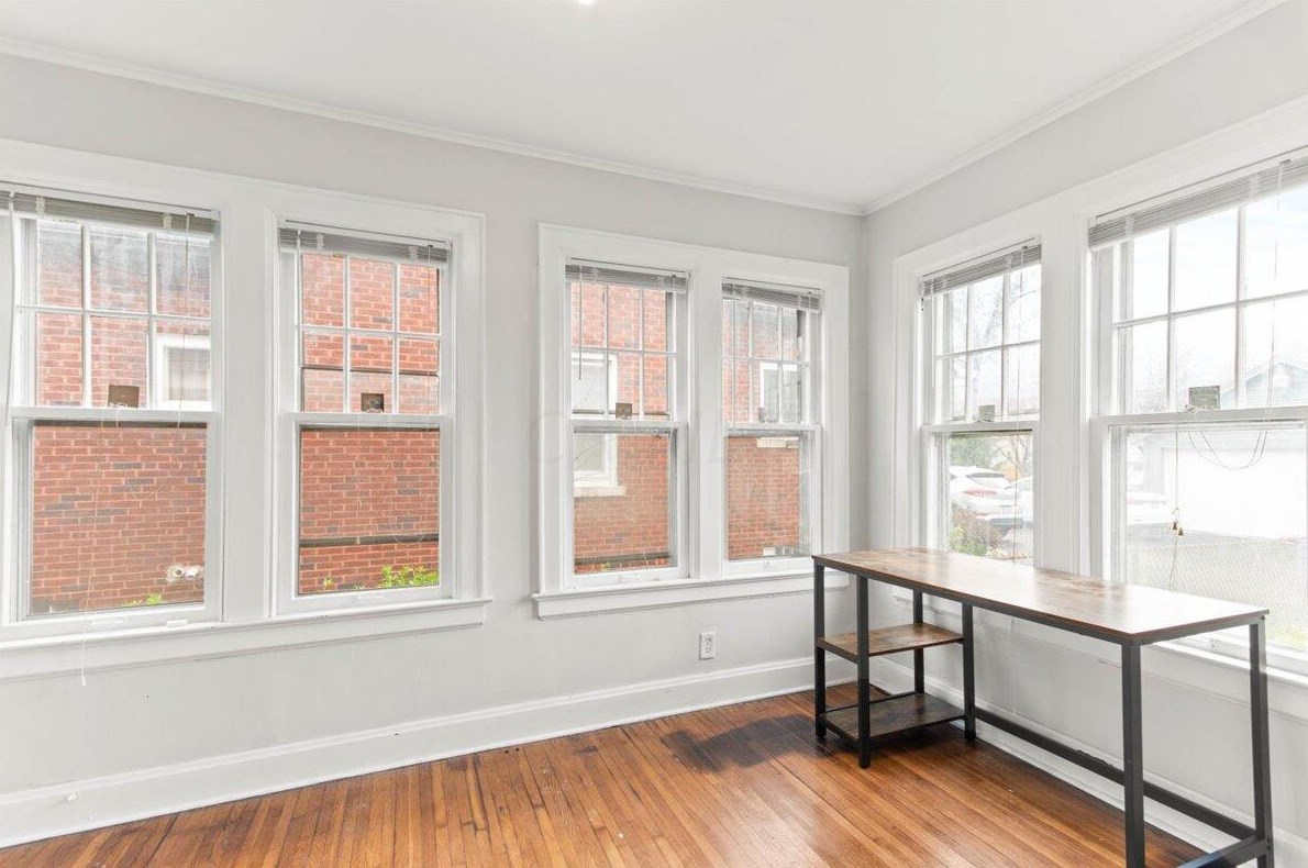 970 Kelton Ave, Columbus OH  43206-1736 exterior