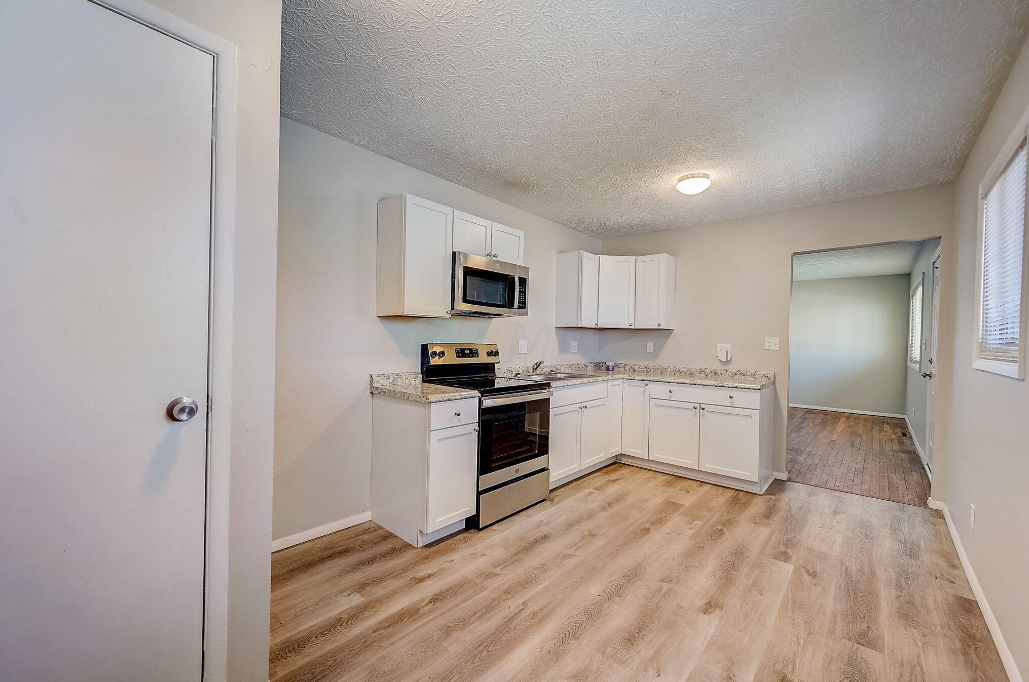 3958 Signal Dr, Columbus OH 43232-6381 exterior