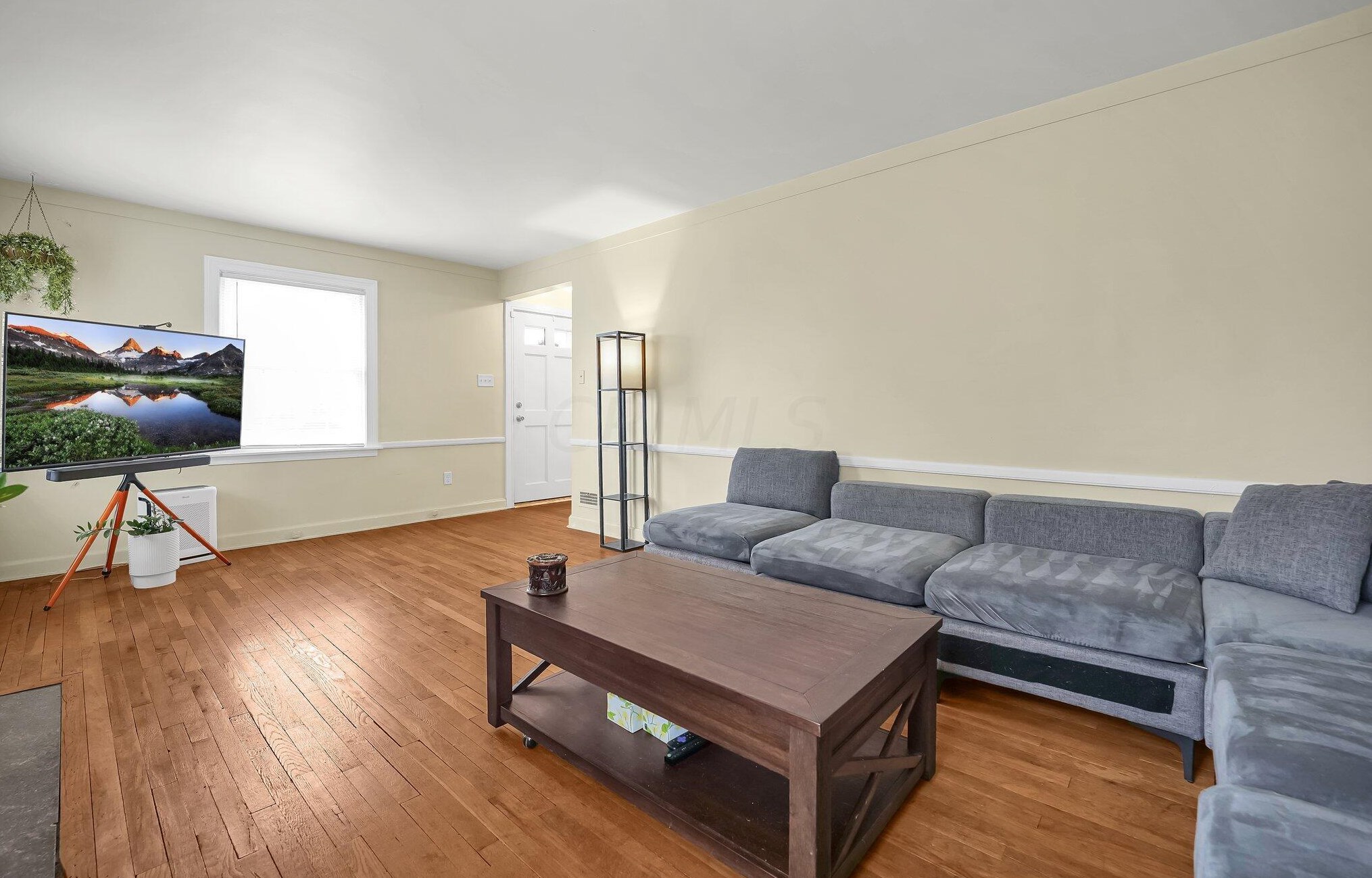 143 Mayfair Blvd, Columbus OH  43213-1610 exterior