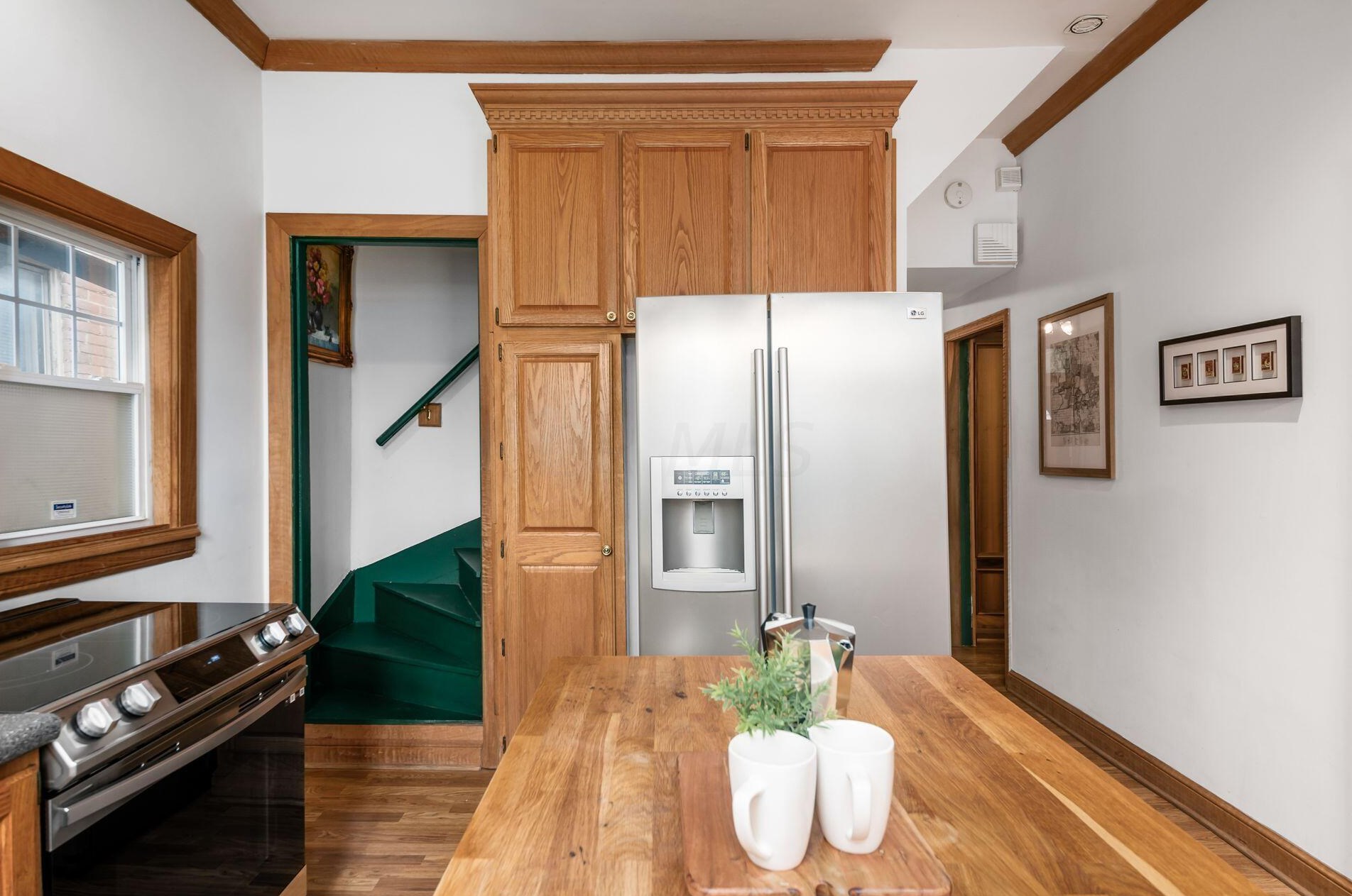 1294 Neil Ave, Columbus OH  43201-3122 exterior