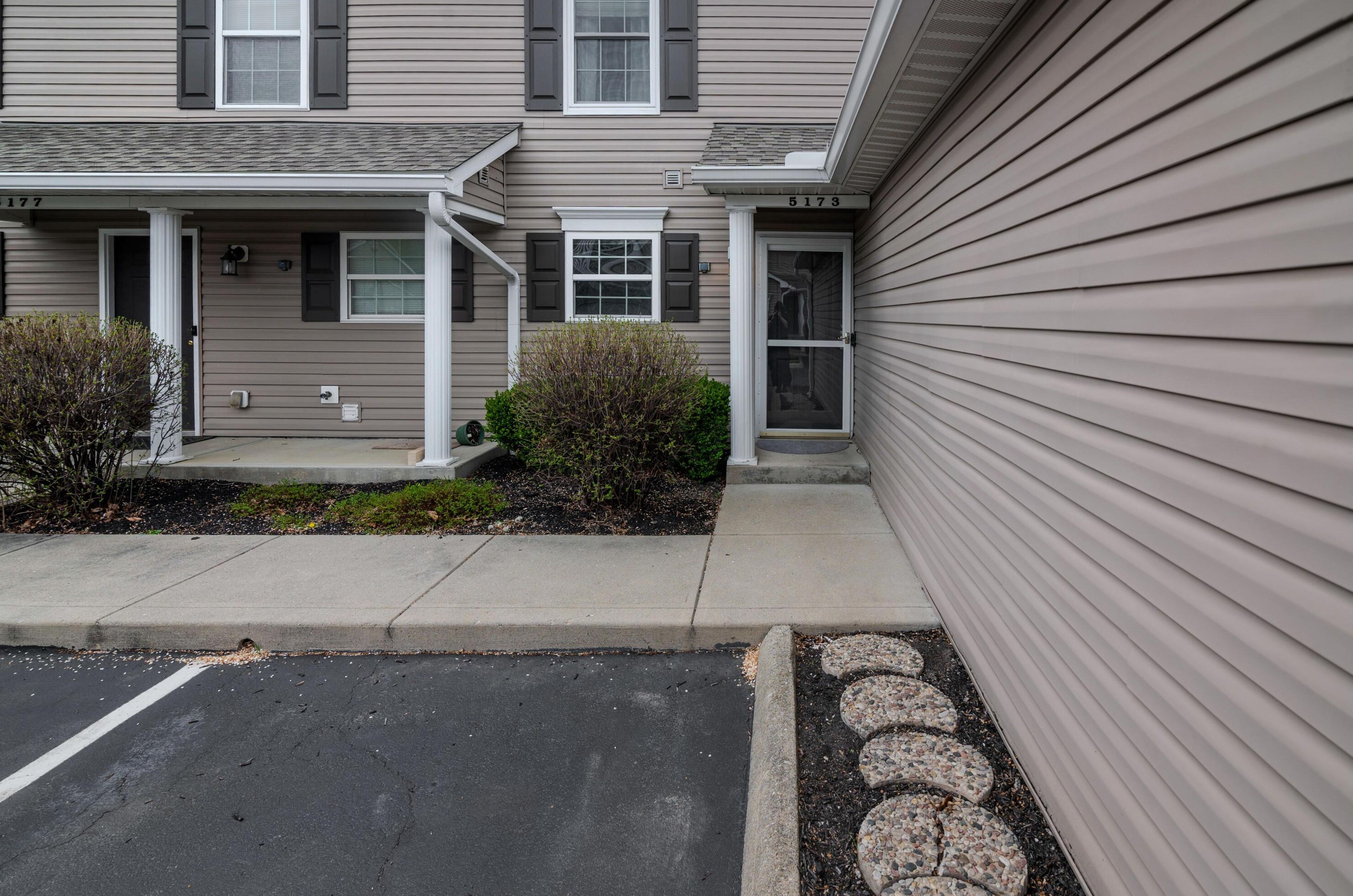 5173 Novelty Ave #72d, Cnl Wnchstr, OH 43110