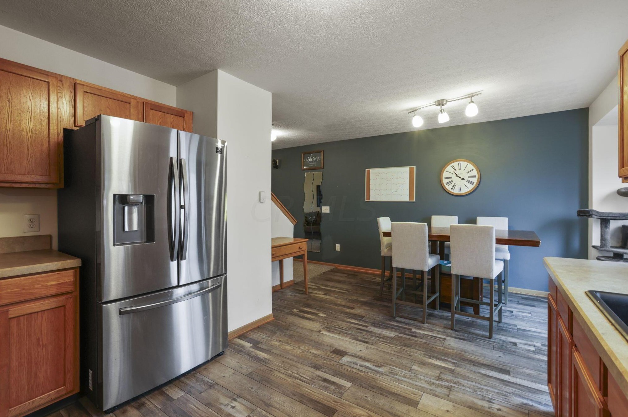 954 Tenbrook Pl, Columbus OH  43228-6386 exterior