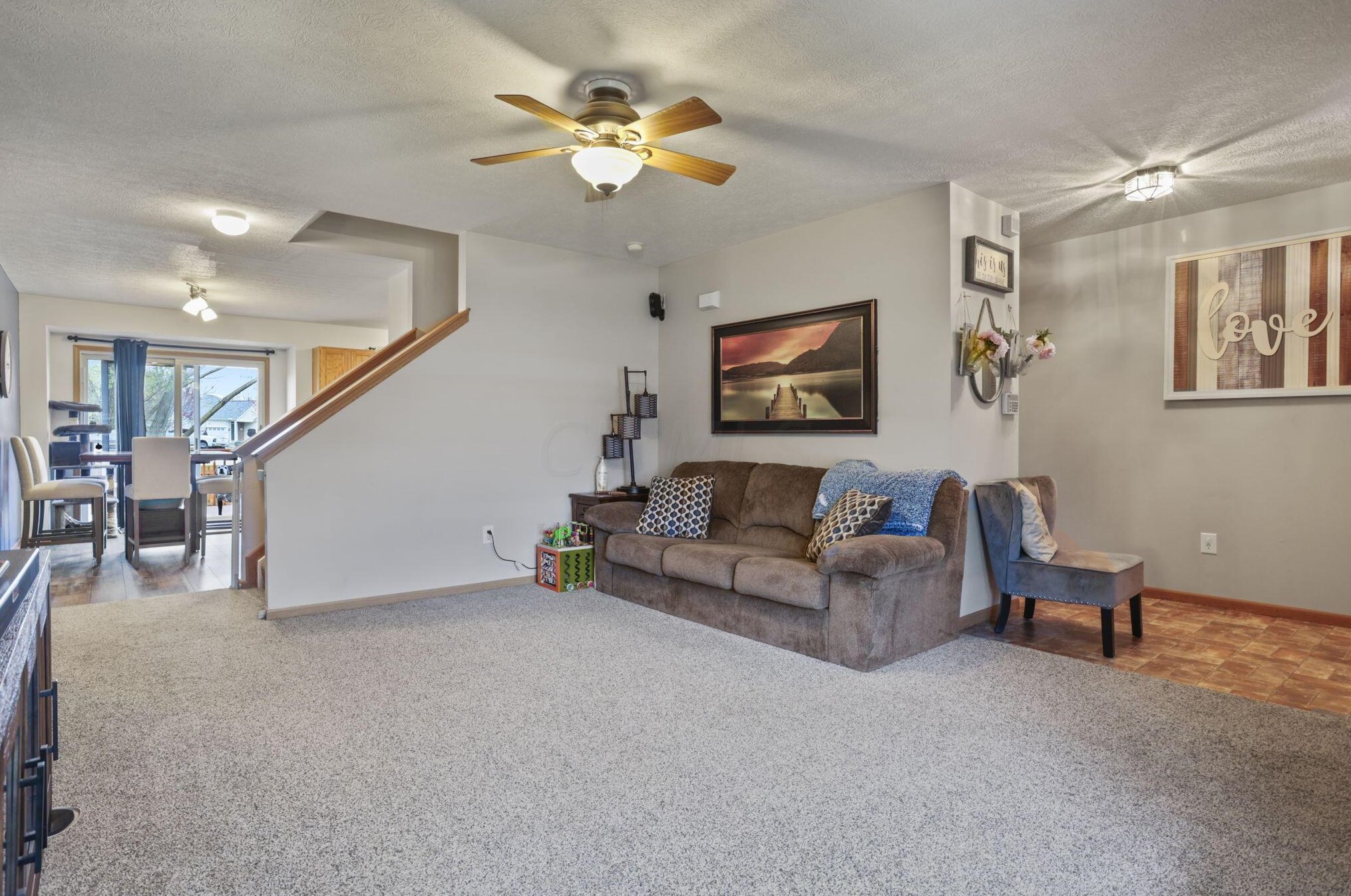 954 Tenbrook Pl, Columbus OH  43228-6386 exterior