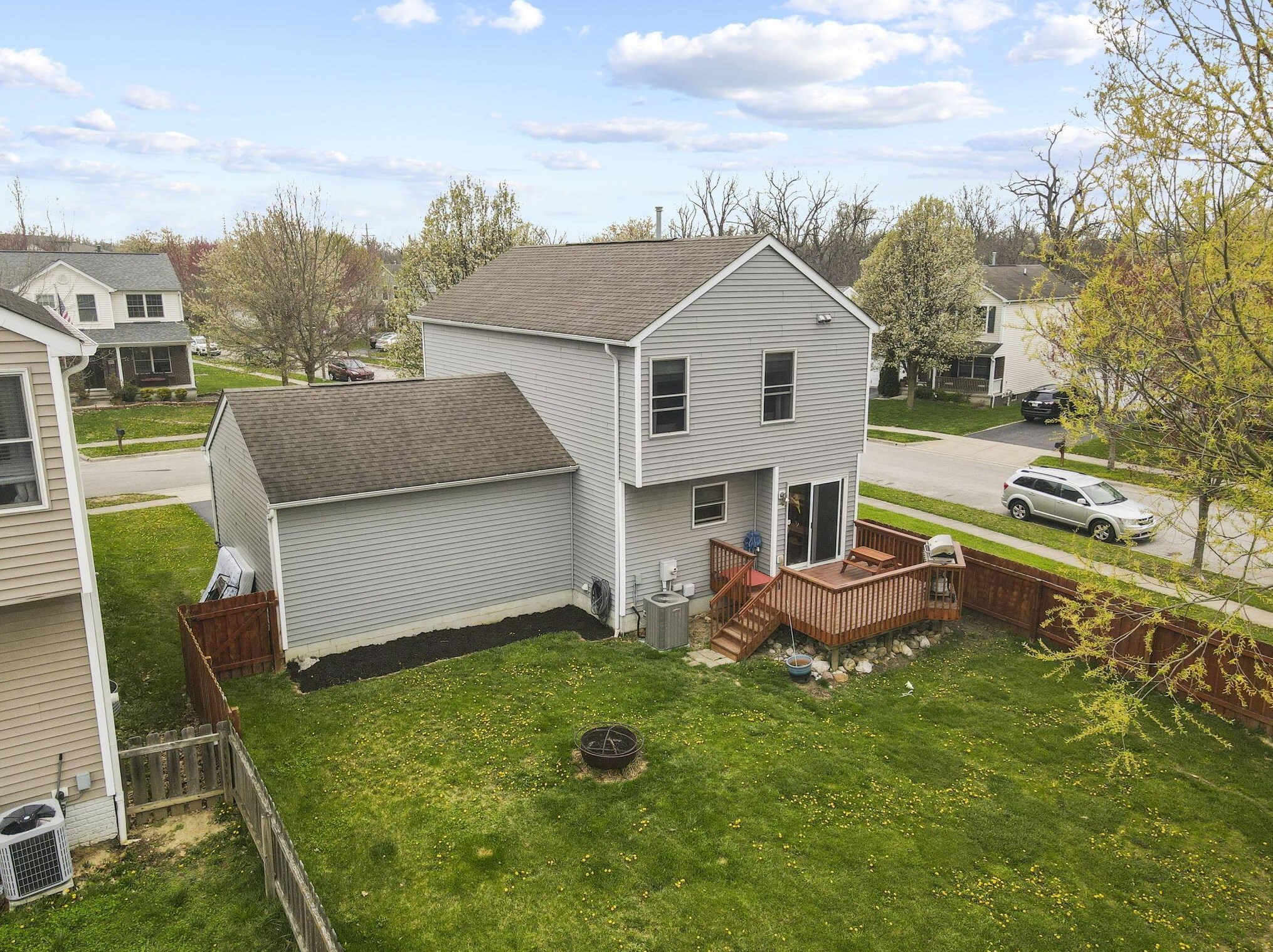 954 Tenbrook Pl, Columbus OH  43228-6386 exterior