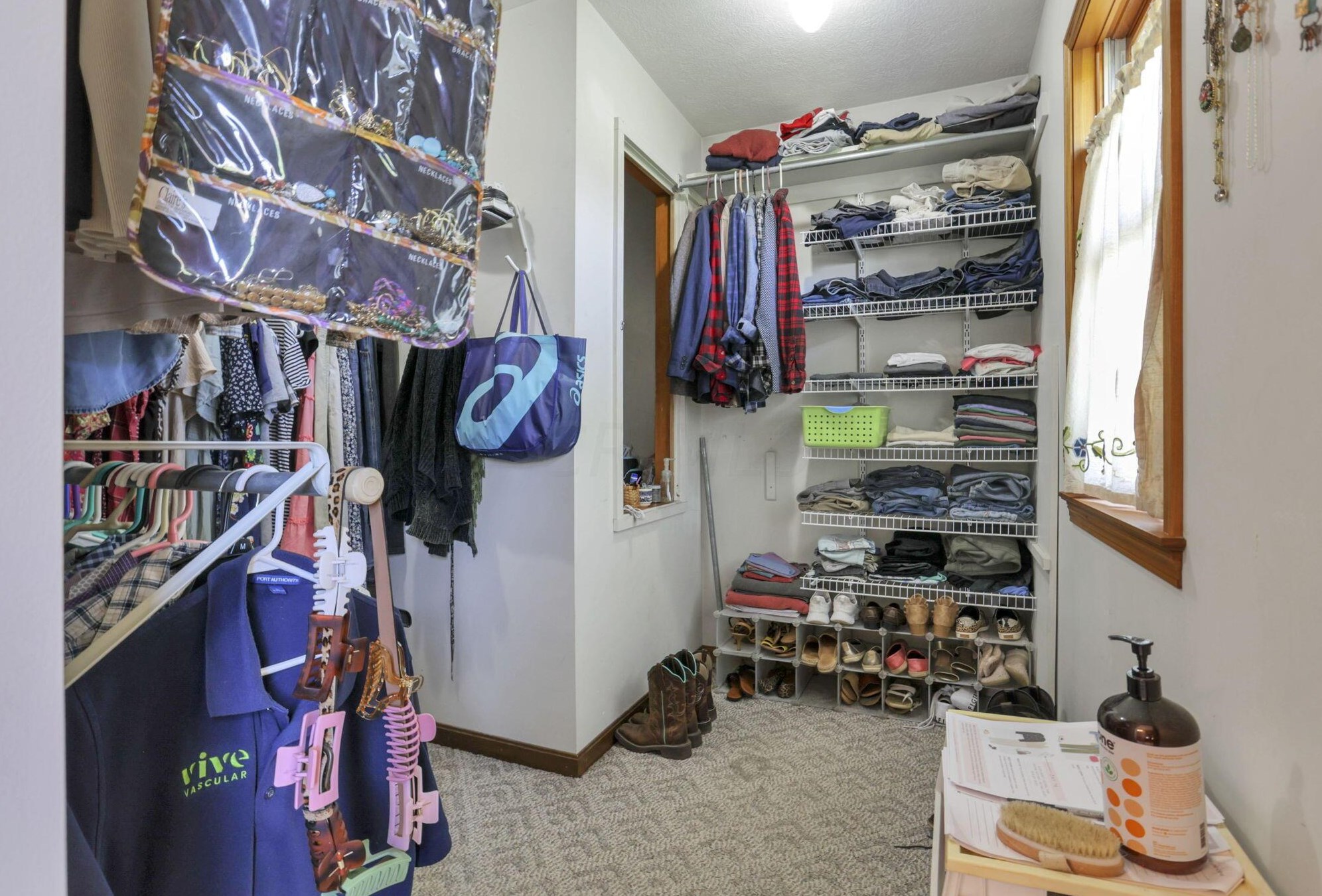 562 Stump Holw Rd, Lancaster OH 43130-9036 exterior