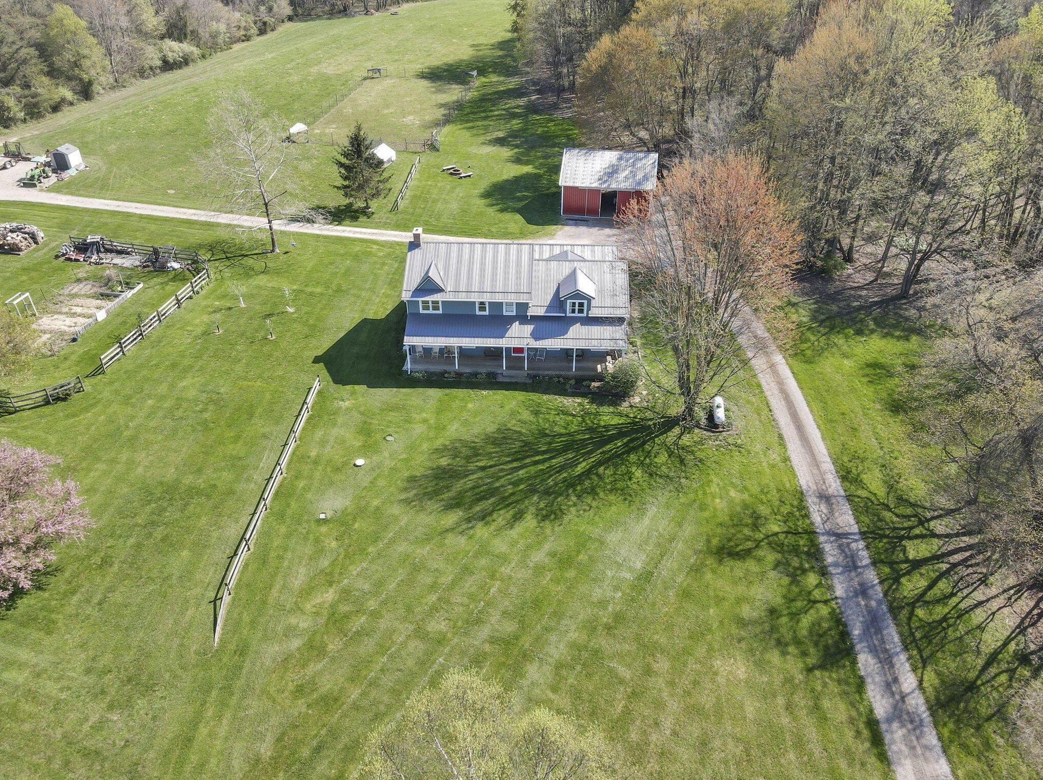 562 Stump Holw Rd, Lancaster OH 43130-9036 exterior