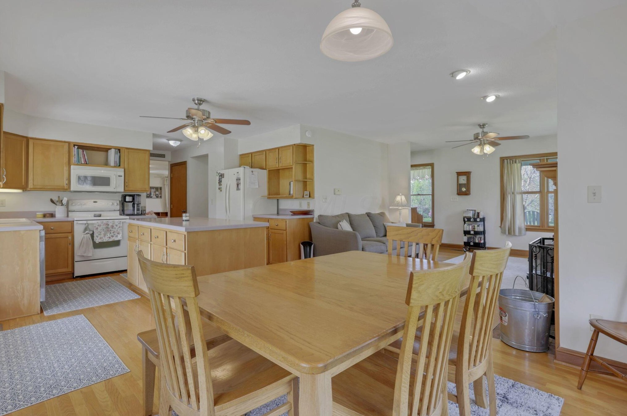 562 Stump Holw Rd, Lancaster OH 43130-9036 exterior