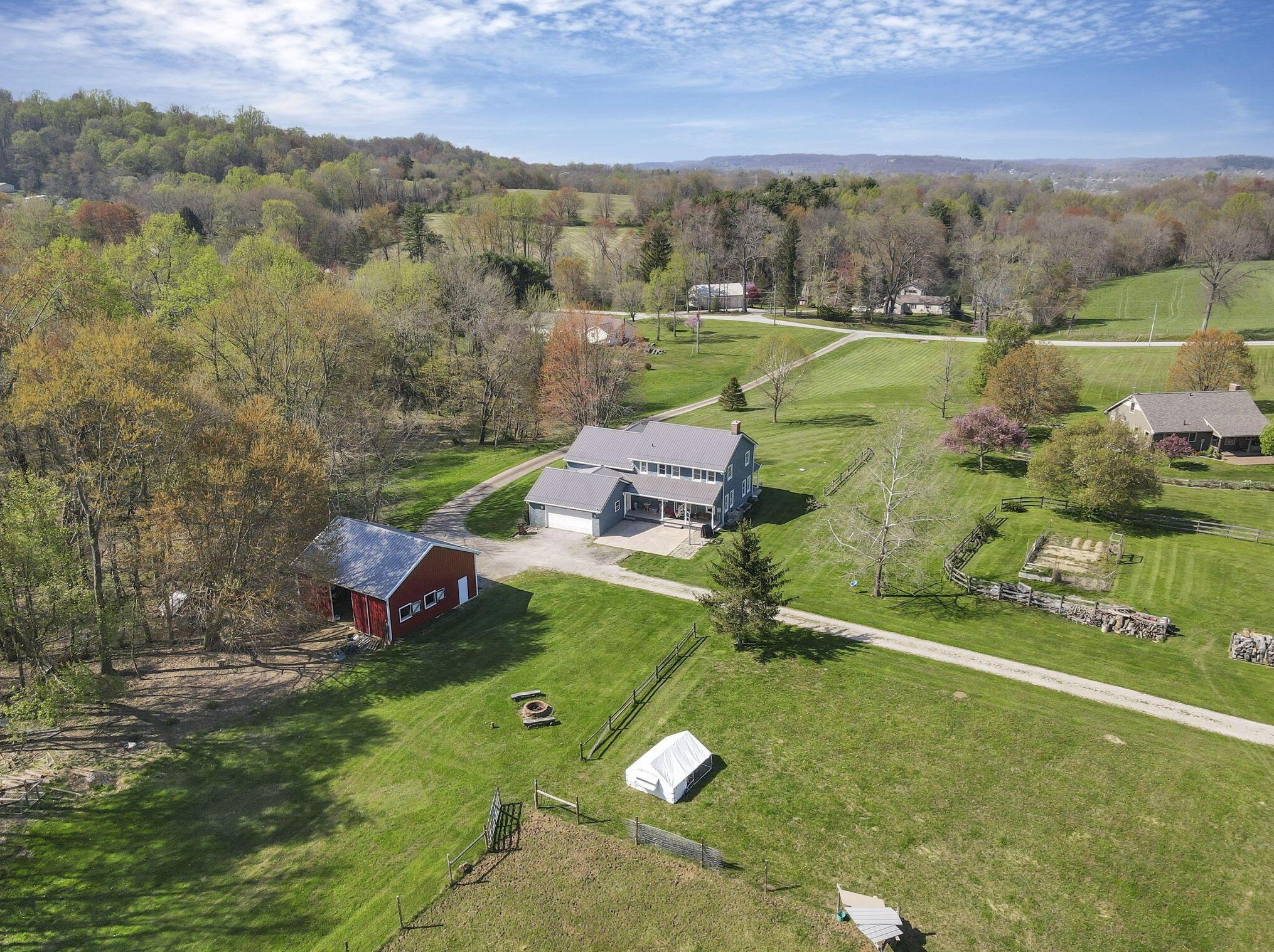 562 Stump Holw Rd, Lancaster OH 43130-9036 exterior