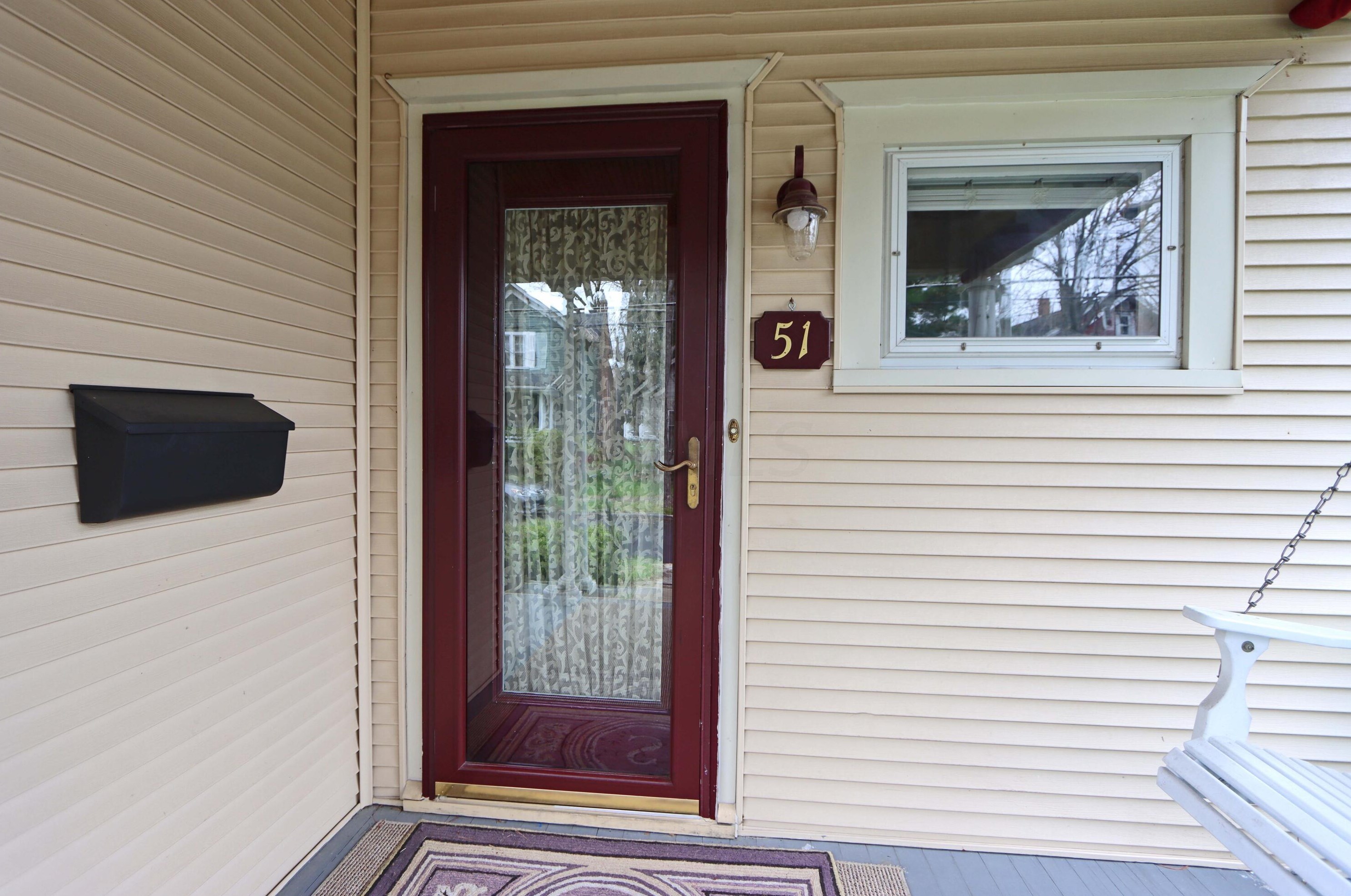 51 Lincoln St, Westerville OH  43081-1519 exterior