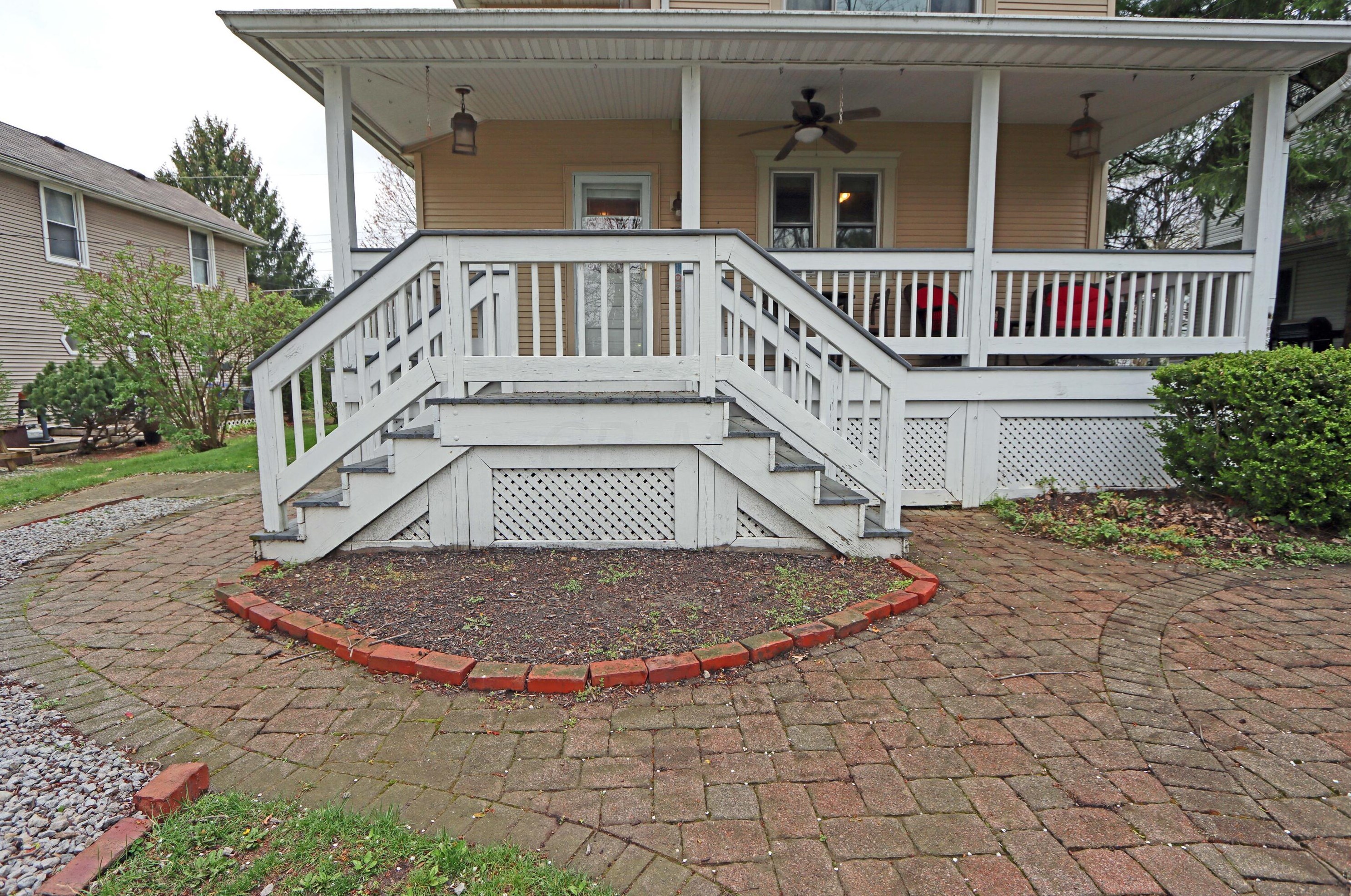 51 Lincoln St, Westerville OH  43081-1519 exterior