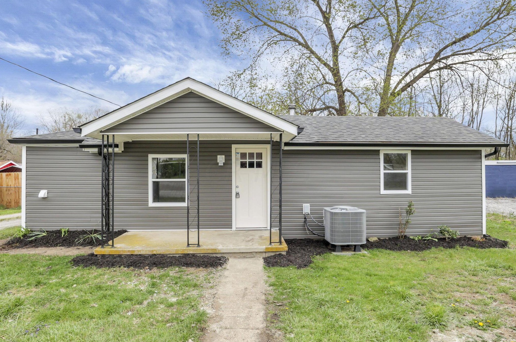 518 South St, Lancaster, OH 43130-4342
