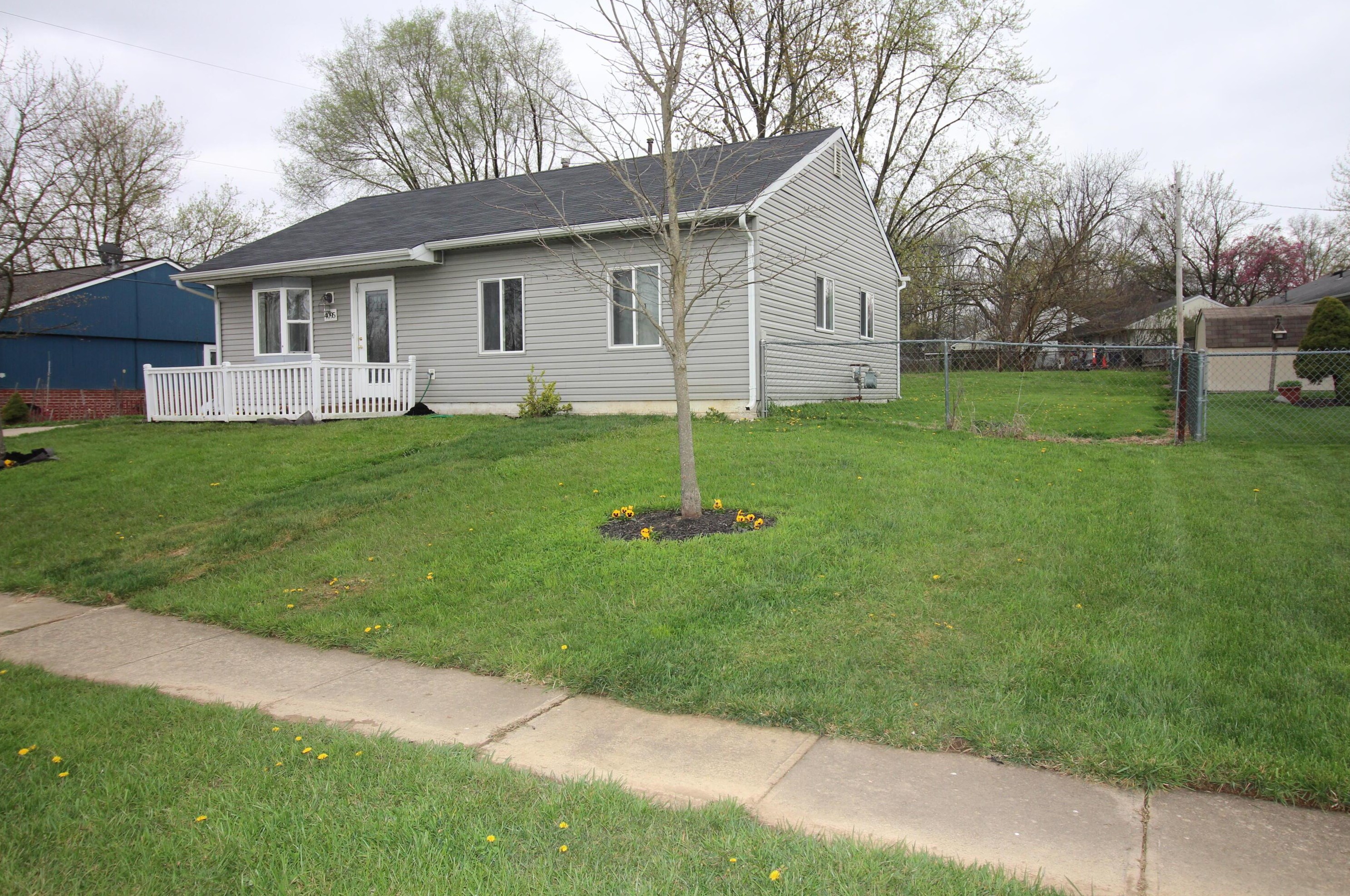 4095 Grayfriars Ln, Columbus, OH 43224-1759